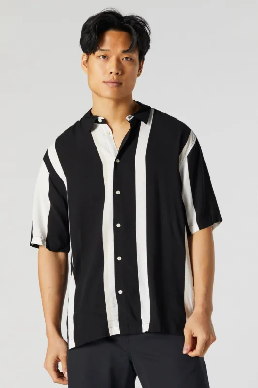 Haut boutonné avec motif Rayé sold by Urban Planet