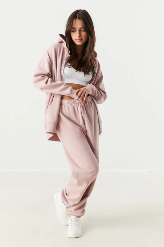 Pantalon de jogging de coupe garçonne en molleton colore sold by Urban Planet