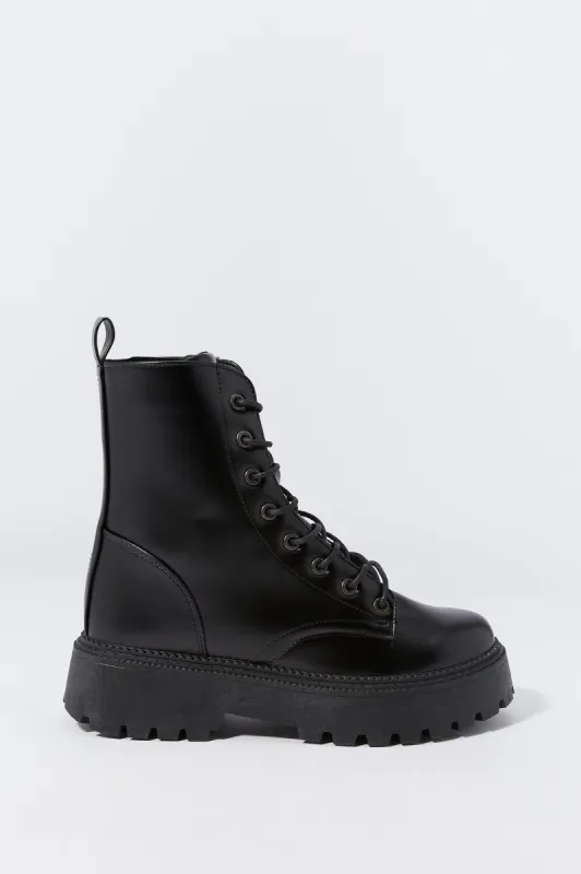 Bottes plateforme lacées sold by Urban Planet