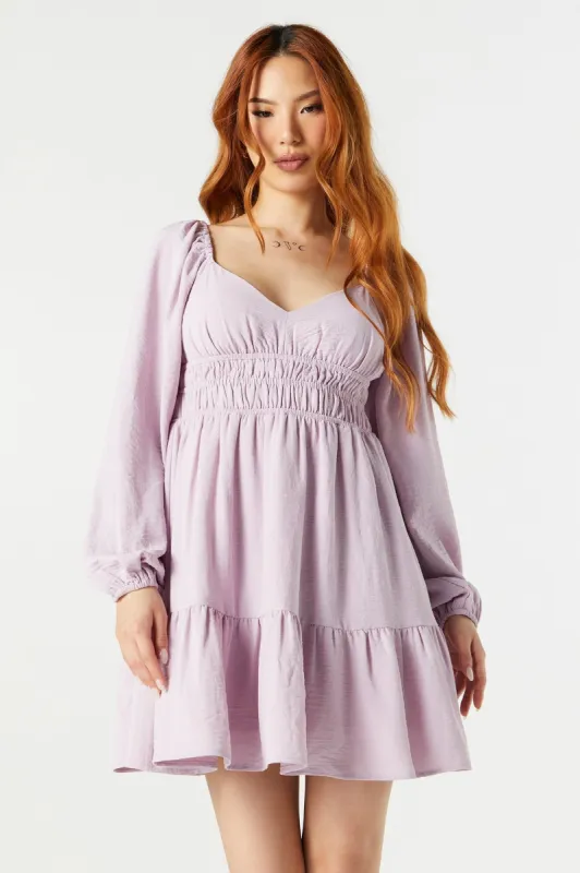 Robe de style nuisette volantée avec décolleté en coeur sold by Urban Planet
