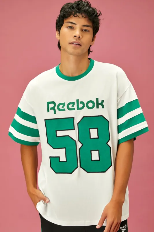 T-shirt à imprimé Reebok 58 unisexe sold by Urban Planet