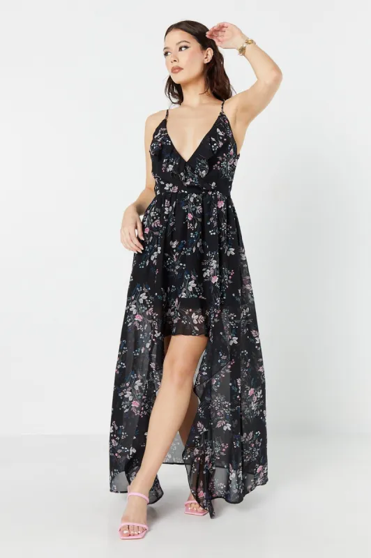 Robe maxi asymértique fleurie noire en chiffon sold by Urban Planet