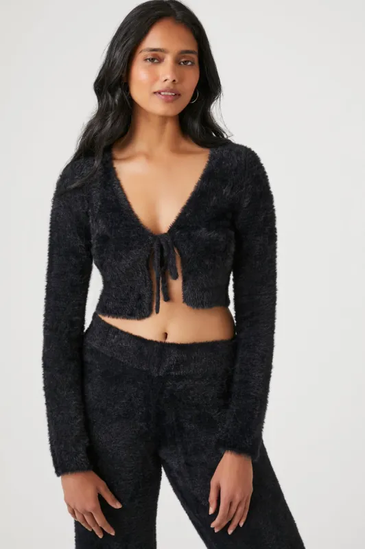Cardigan court en tricot pelucheux sold by Urban Planet