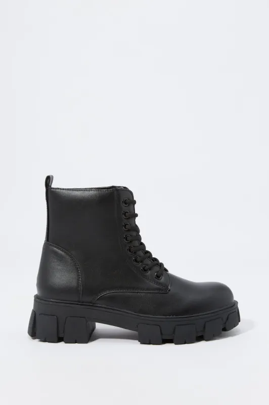 Bottes lacées en similicuir noir sold by Urban Planet