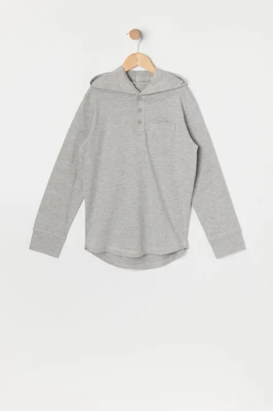 Haut Henley à capuchon avec manches longues pour garçon sold by Urban Planet