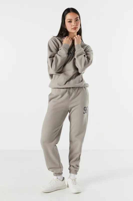 Pantalon de jogging en molleton à imprimé 96 sold by Urban Planet