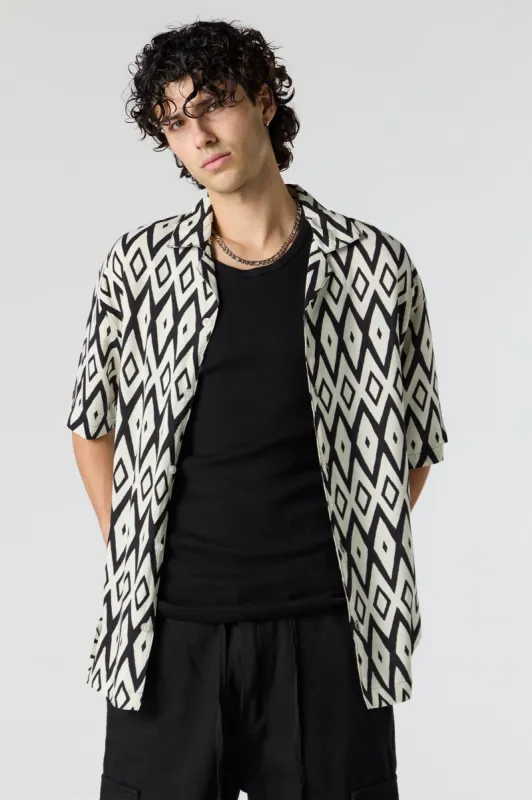 Haut boutonné avec motif losange sold by Urban Planet