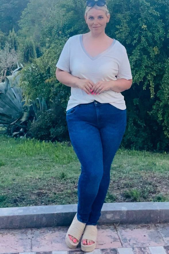 Flynn Curve Dark Blue High Waist Jeans sold by Va Va Voom product image thumbnail 3