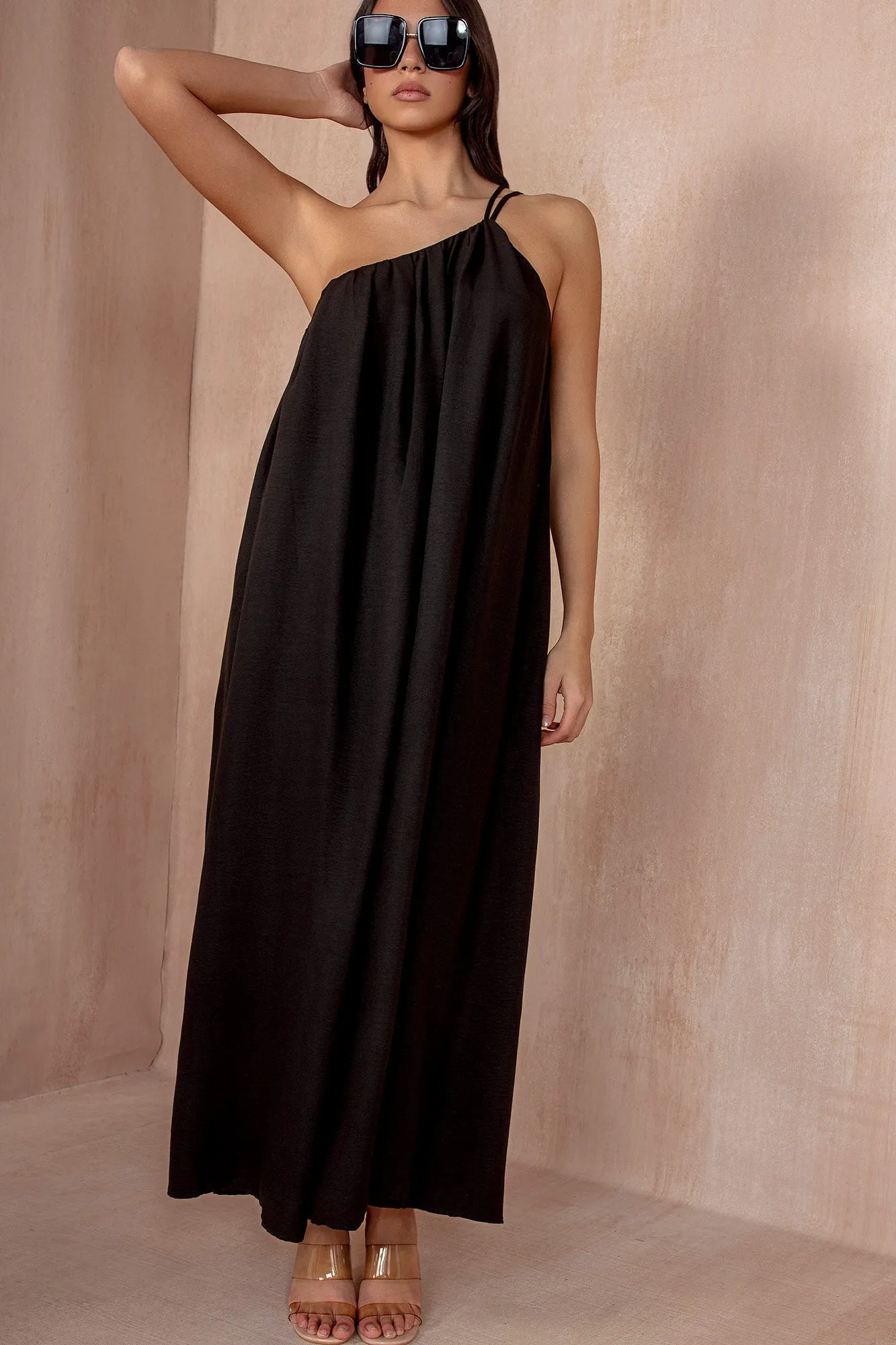Eileen Black Oversized One Shoulder Maxi Dress sold by Vavavoom product image thumbnail 3