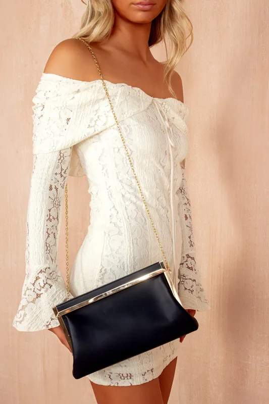 Camryn Navy Detachable Chain Bag sold by Va Va Voom