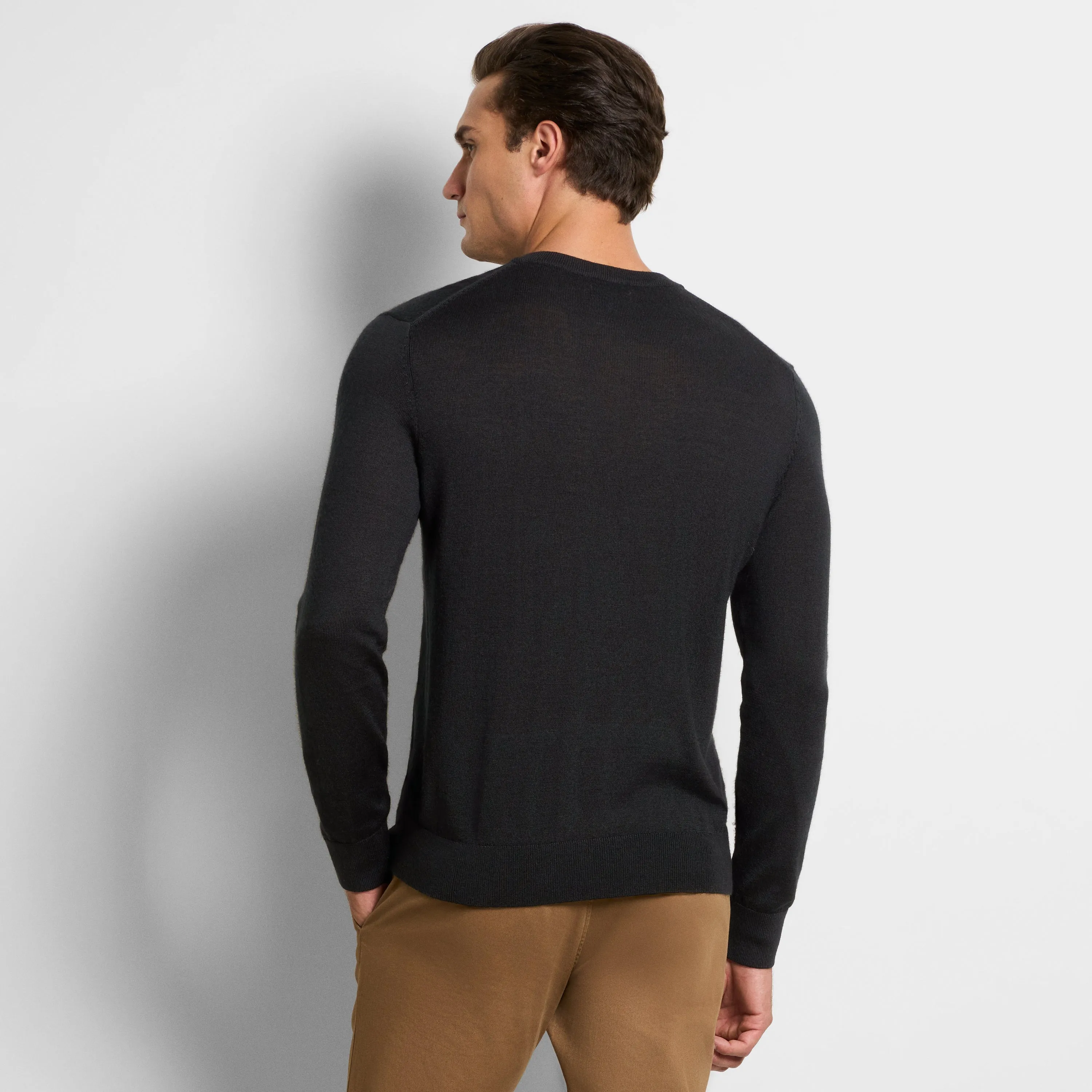 Essential Rhodes Merino V-Neck Sweater – Regular Fit sold by Van Heusen product image thumbnail 4