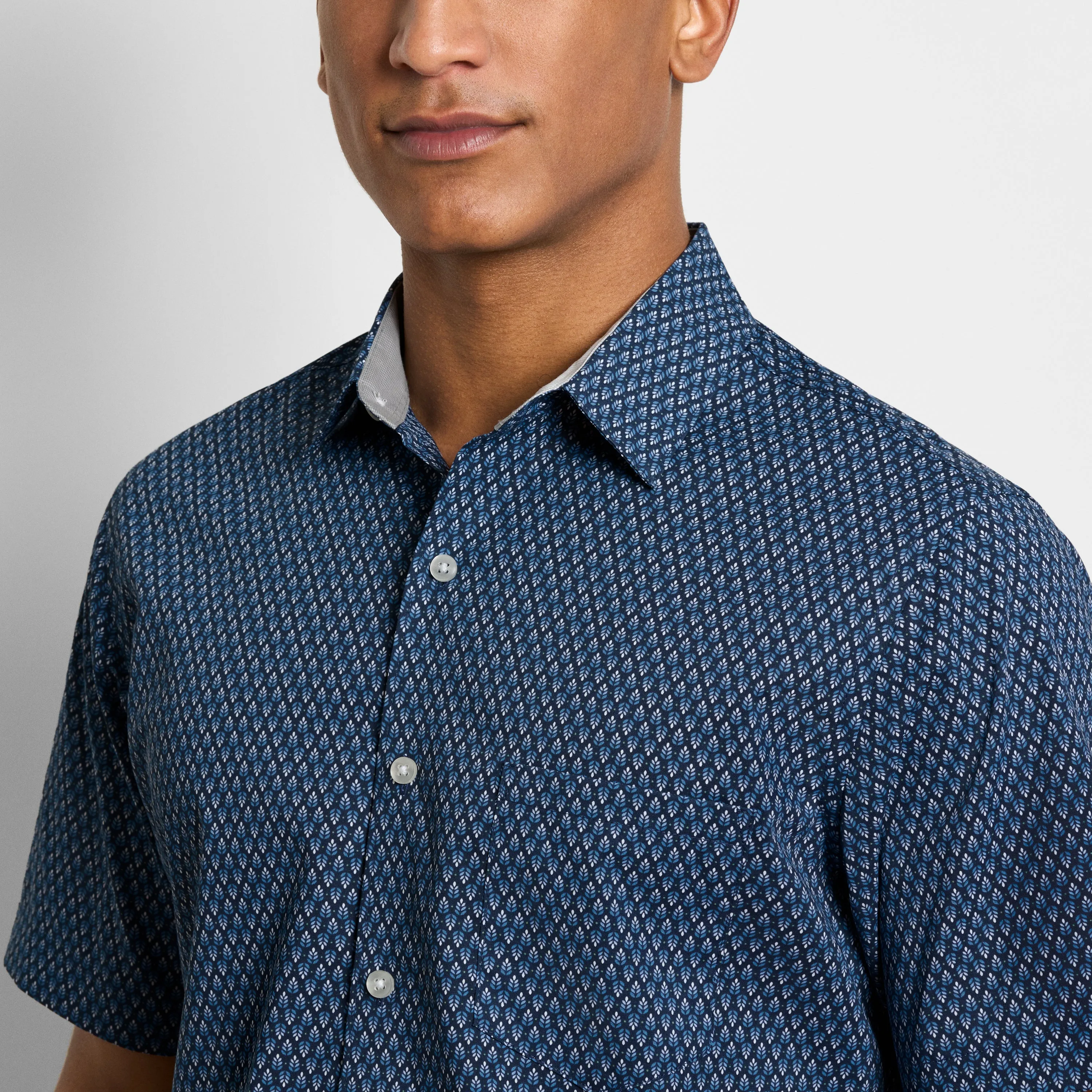 Folsen Short Sleeve Stain Shield Shirt Leaf Print - Slim Fit sold by Van Heusen product image thumbnail 3
