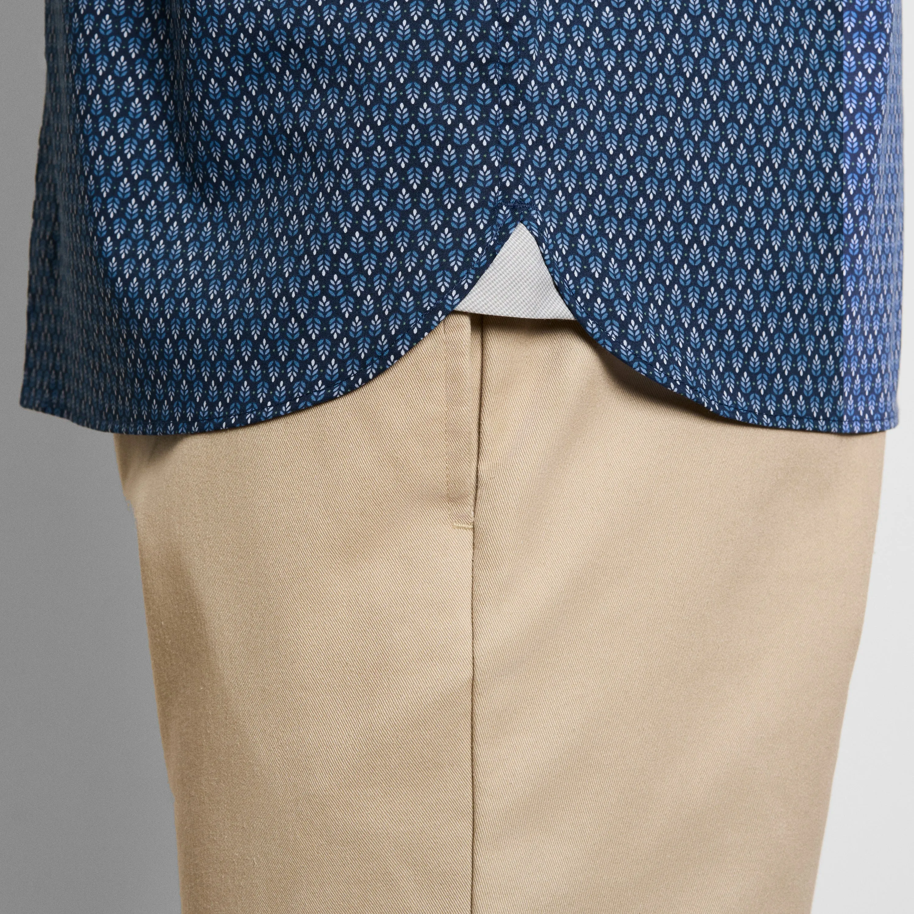 Folsen Short Sleeve Stain Shield Shirt Leaf Print - Slim Fit sold by Van Heusen product image thumbnail 4