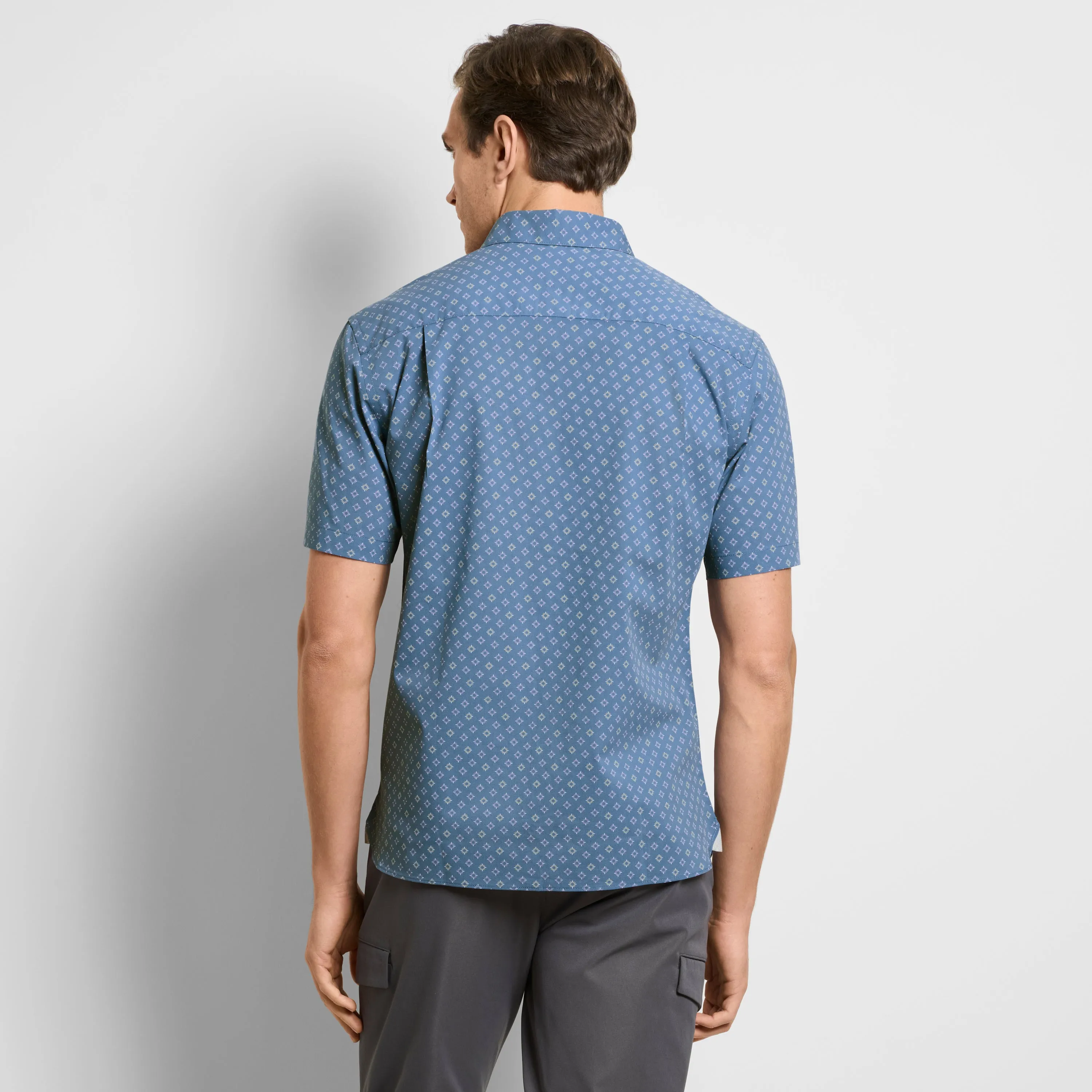 Everyday Defense Stain Shield Printed Short Sleeve Shirt sold by Van Heusen product image thumbnail 4