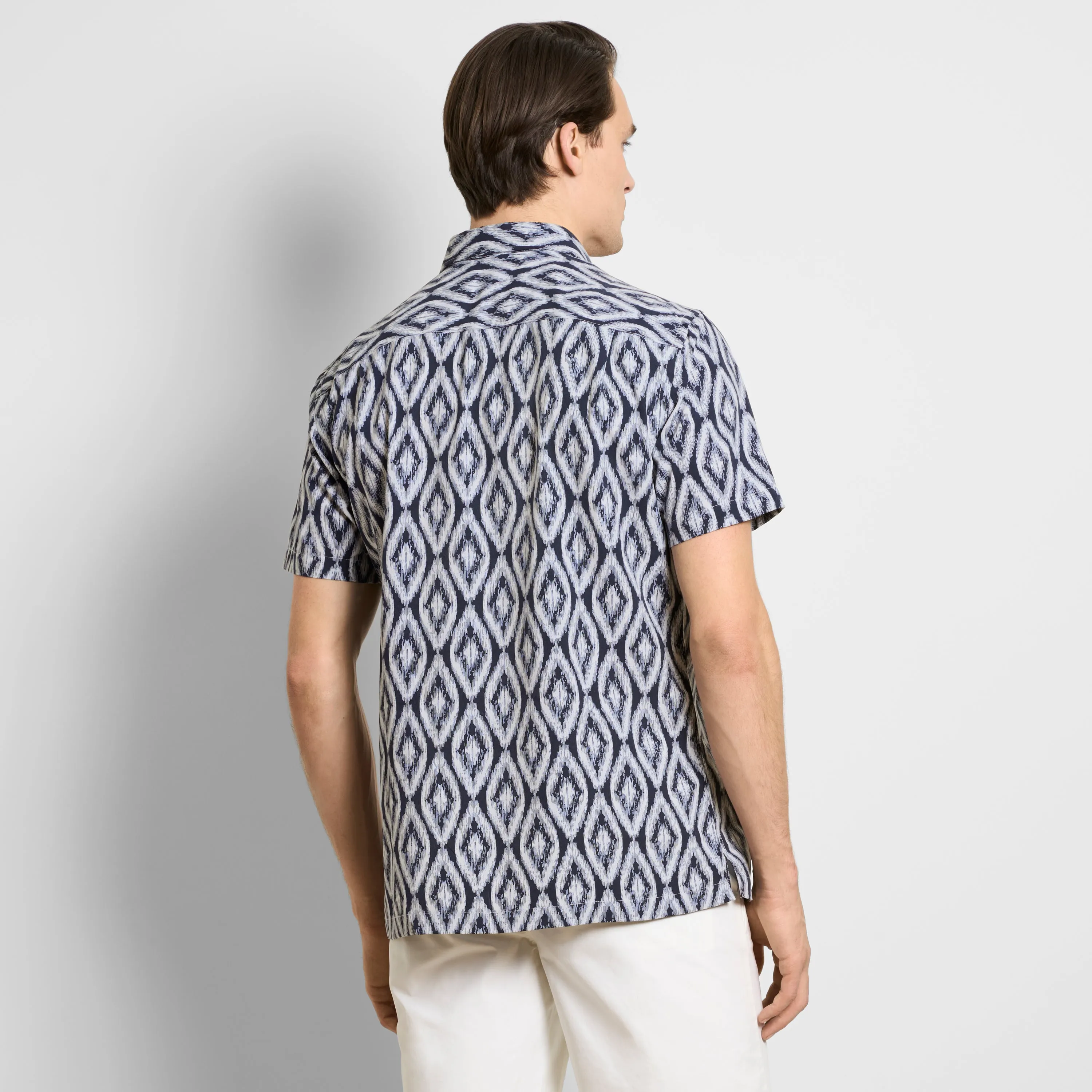 Weekend Printed Short Sleeve Camp Shirt sold by Van Heusen product image thumbnail 4