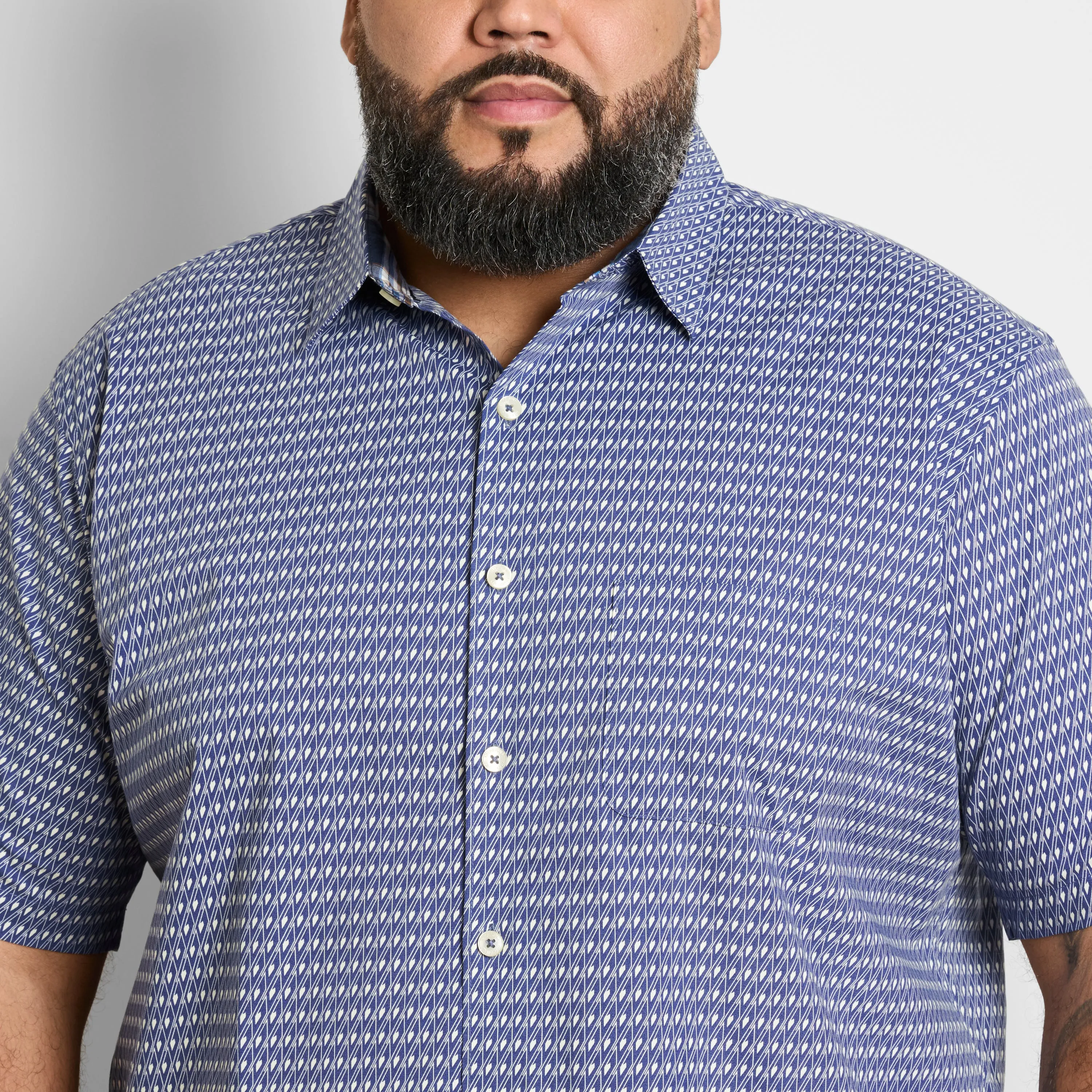 Big & Tall Men’s Originals Pattern Short Sleeve Shirt sold by Van Heusen product image thumbnail 3