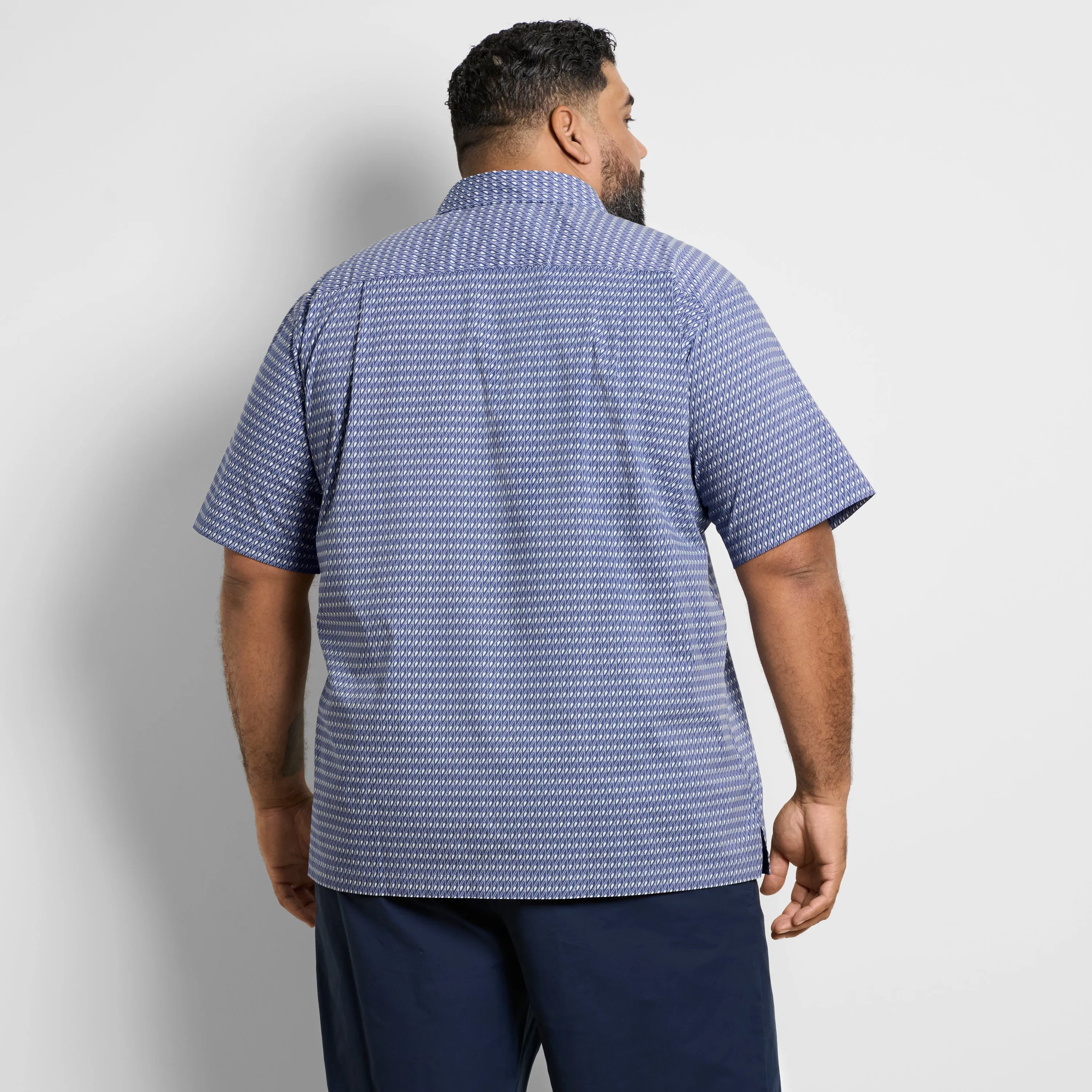 Big & Tall Men’s Originals Pattern Short Sleeve Shirt sold by Van Heusen product image thumbnail 4