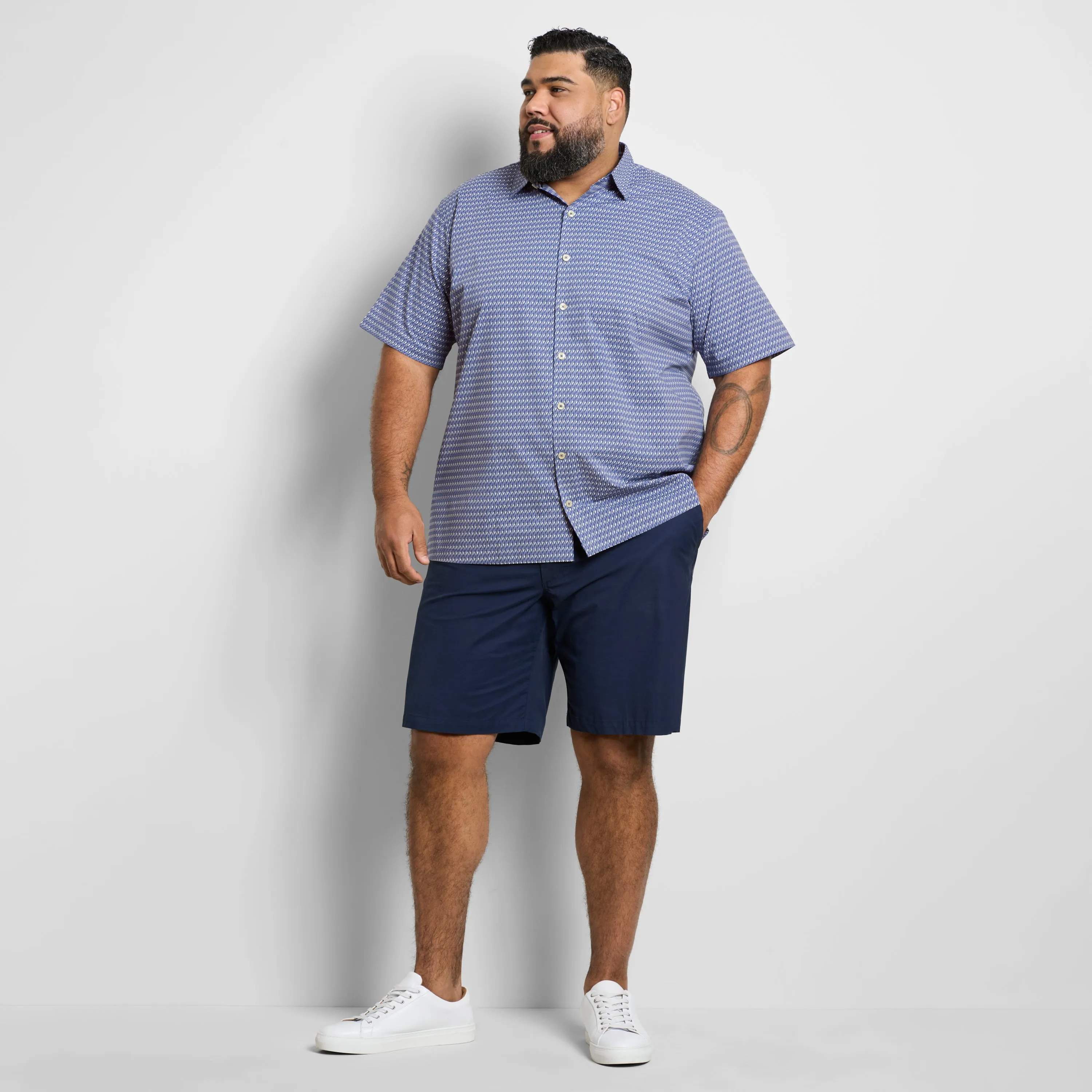 Big & Tall Men’s Originals Pattern Short Sleeve Shirt sold by Van Heusen product image thumbnail 2