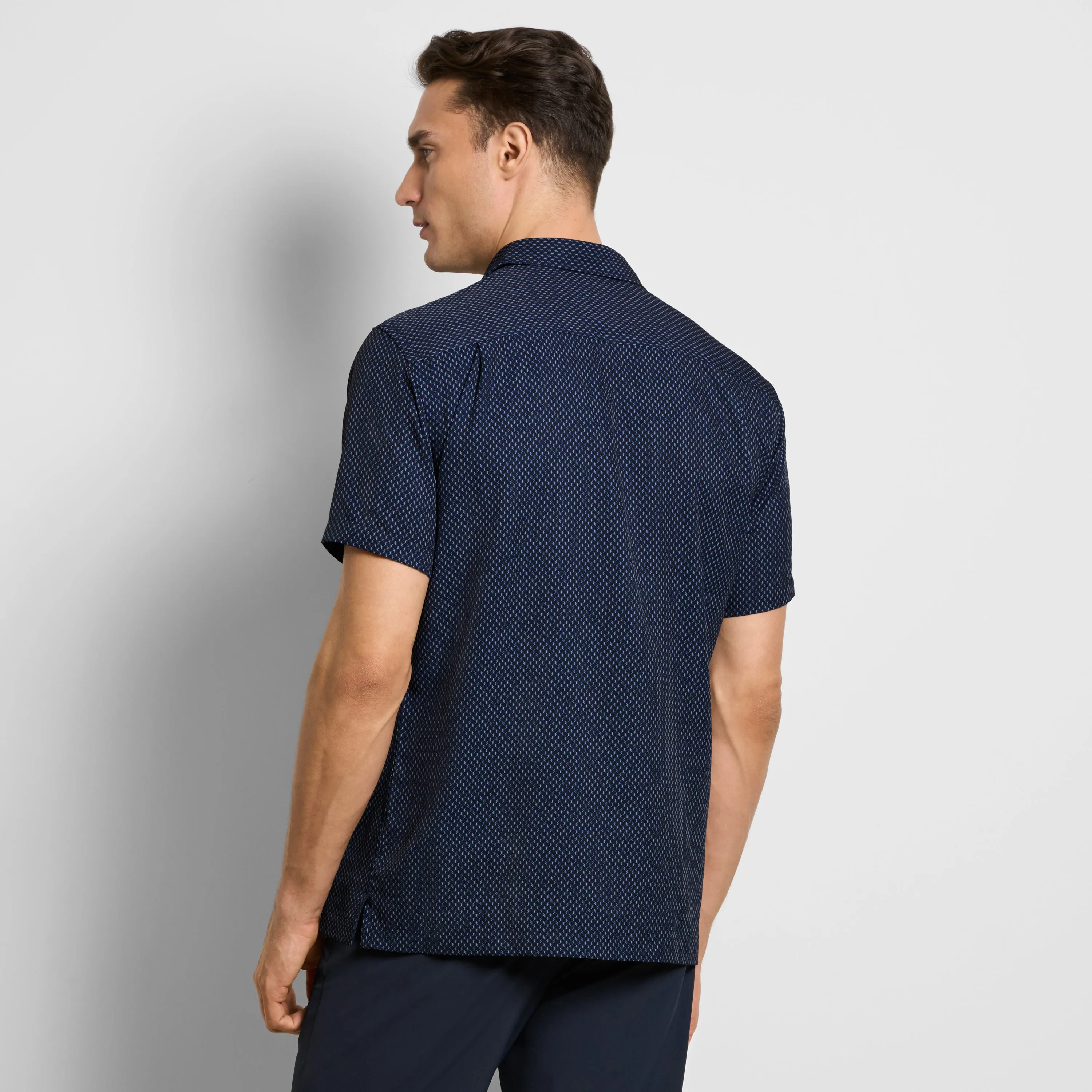 Hydro Wik Short Sleeve Camp Shirt Gate sold by Van Heusen product image thumbnail 4
