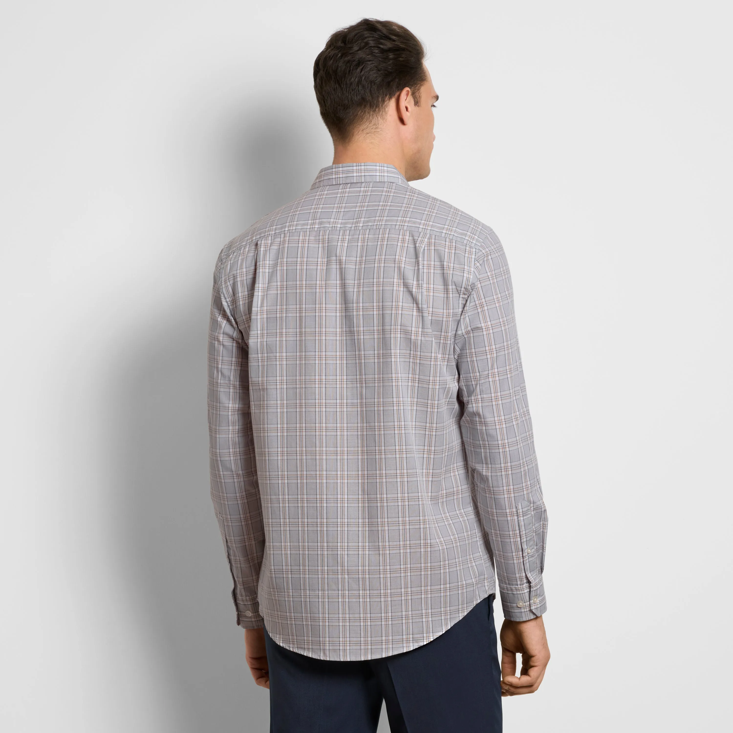 Wrinkle Free Long Sleeve Shirt Classic Plaid sold by Van Heusen product image thumbnail 4
