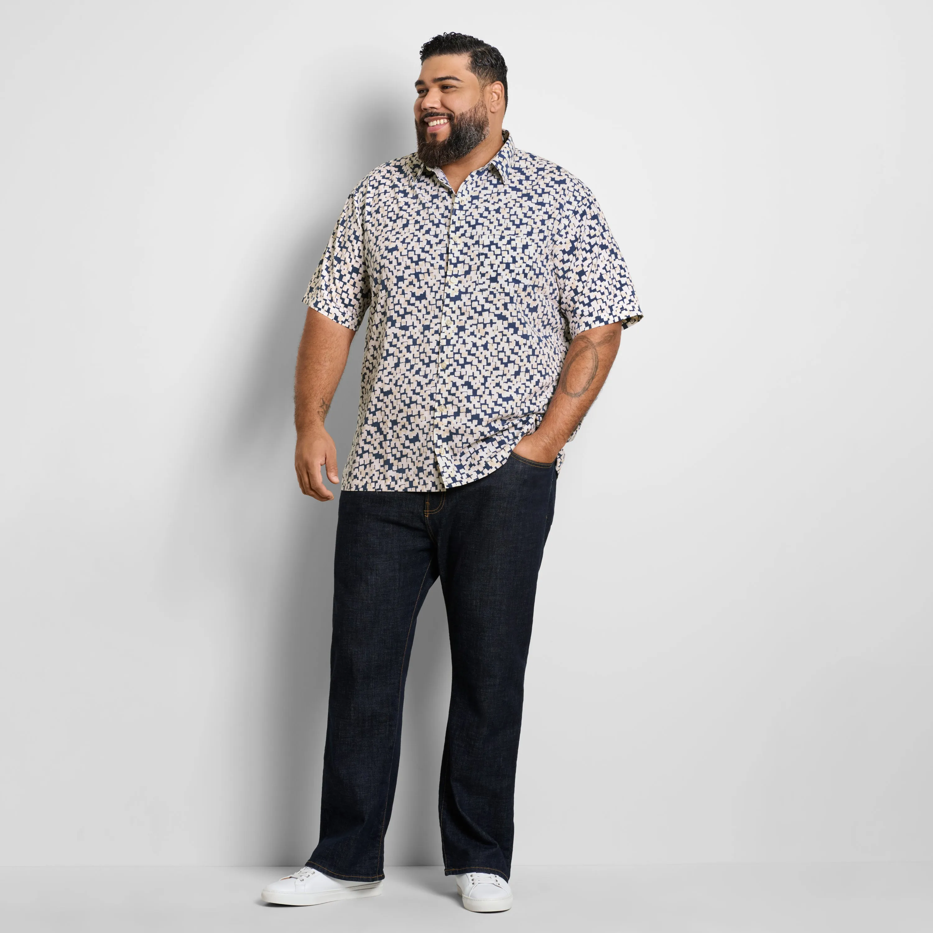 Big & Tall Weekend Short Sleeve Camp Shadow Print Shirt sold by Van Heusen product image thumbnail 2