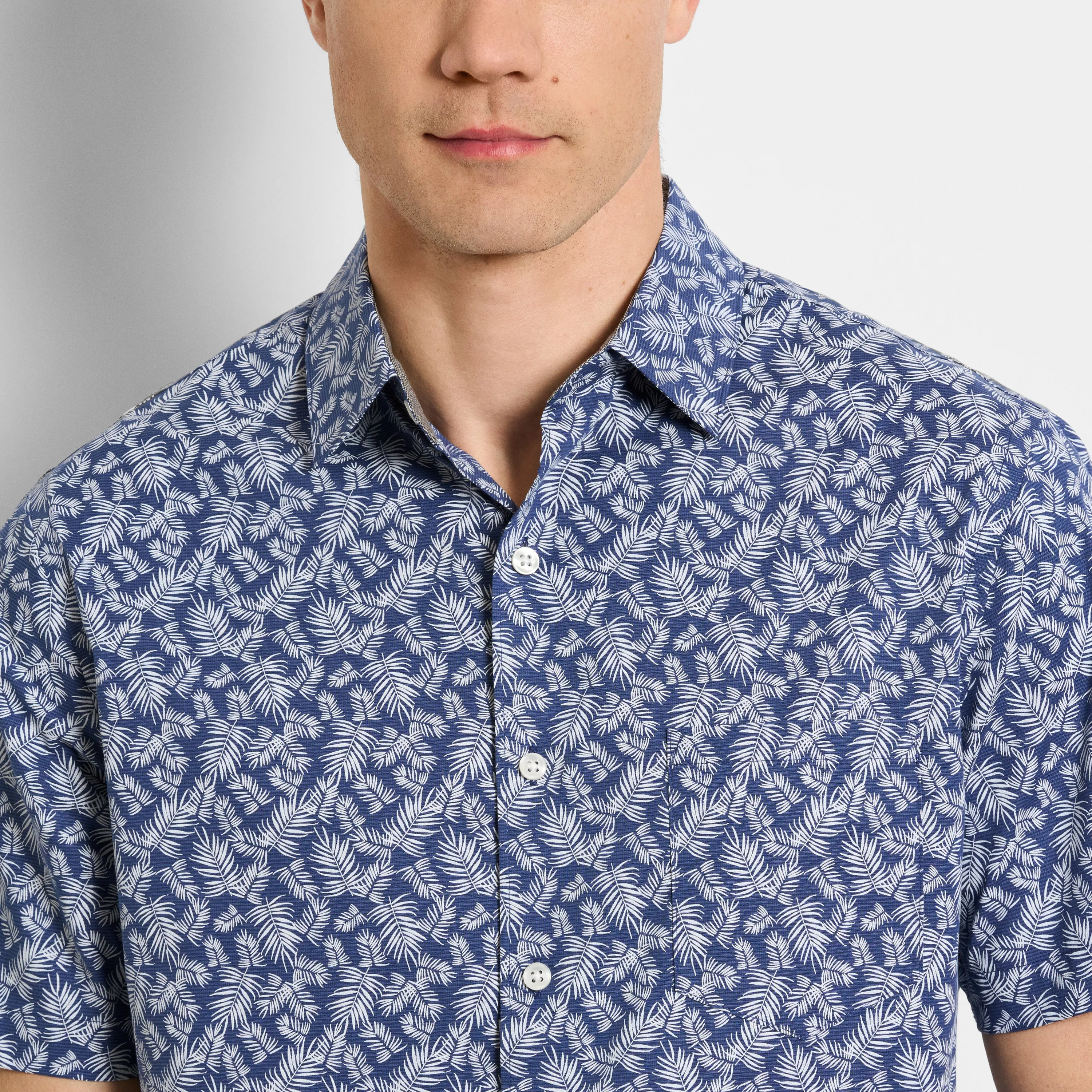 Folsen Short Sleeve Stain Shield Fern Print - Slim Fit sold by Van Heusen product image thumbnail 3