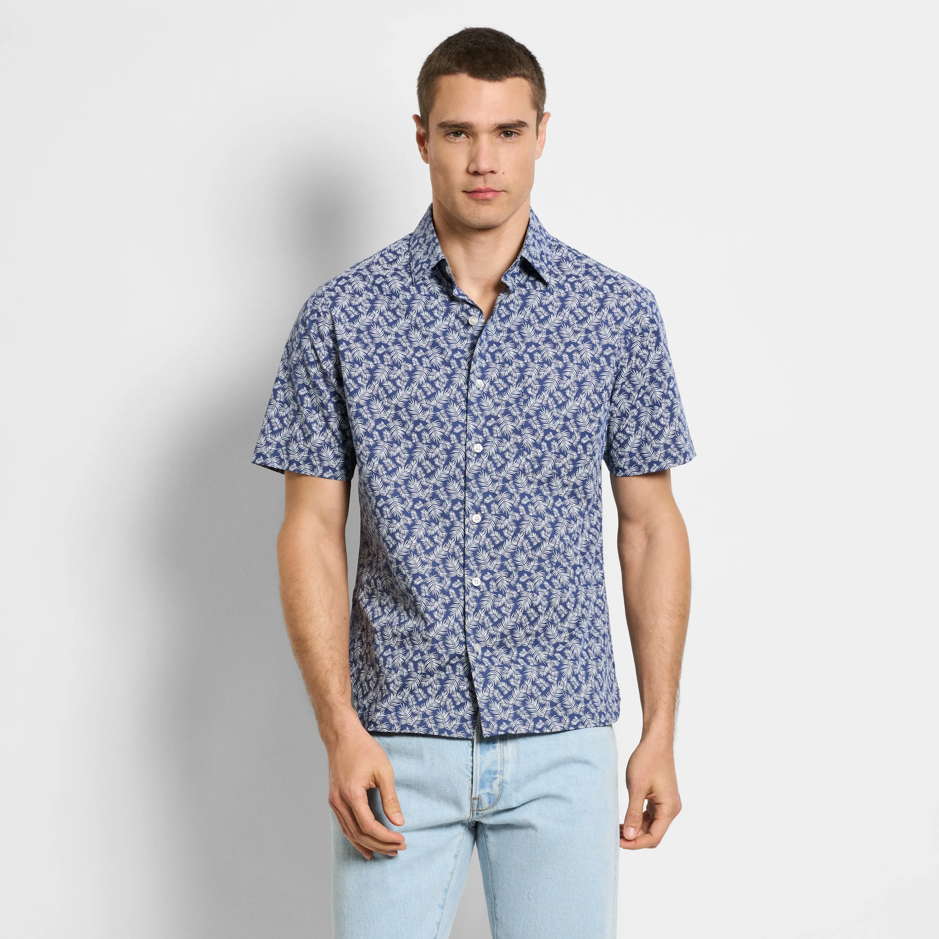 Folsen Short Sleeve Stain Shield Fern Print - Slim Fit sold by Van Heusen