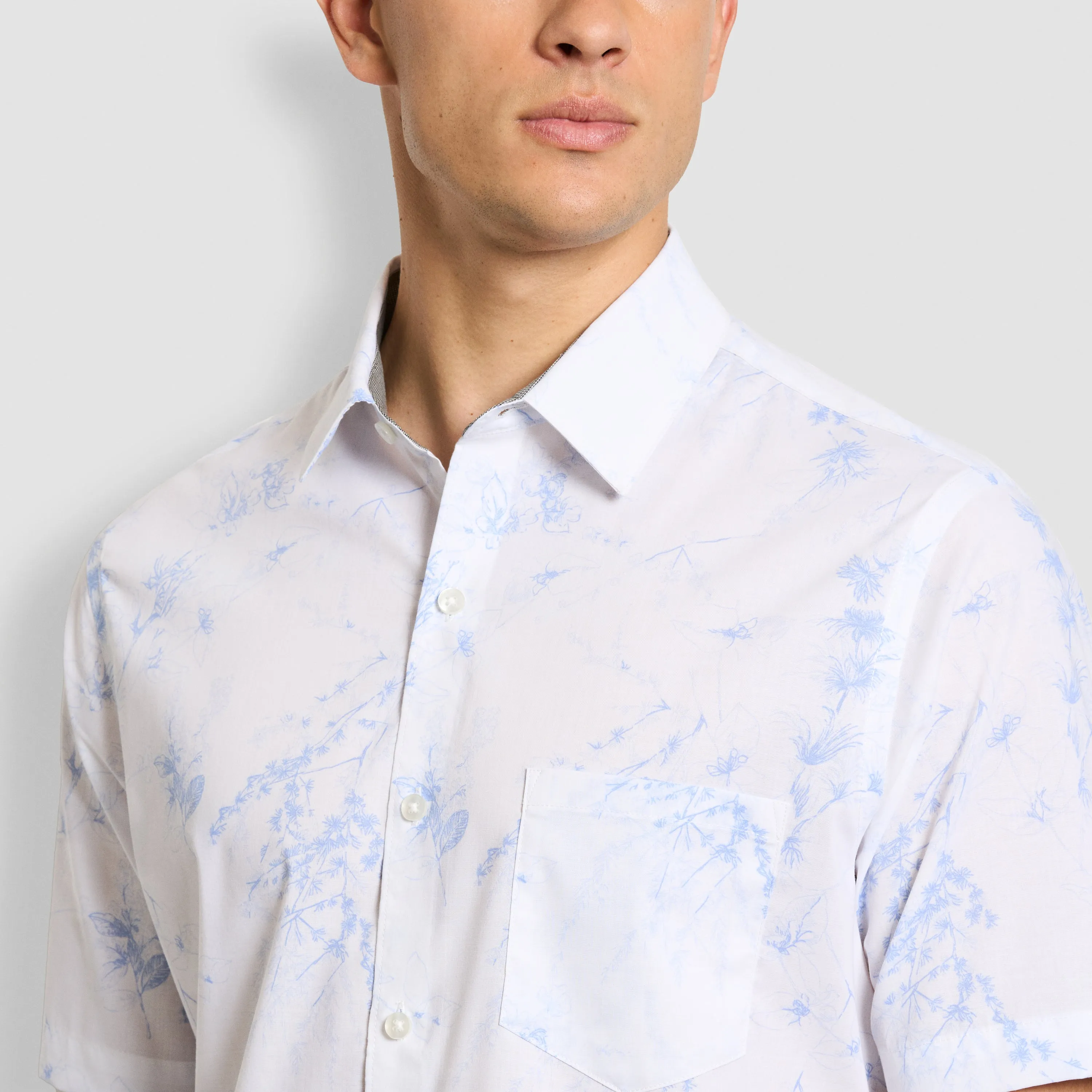 Folsen Short Sleeve Stain Shield Wildflower Print - Slim Fit sold by Van Heusen product image thumbnail 3