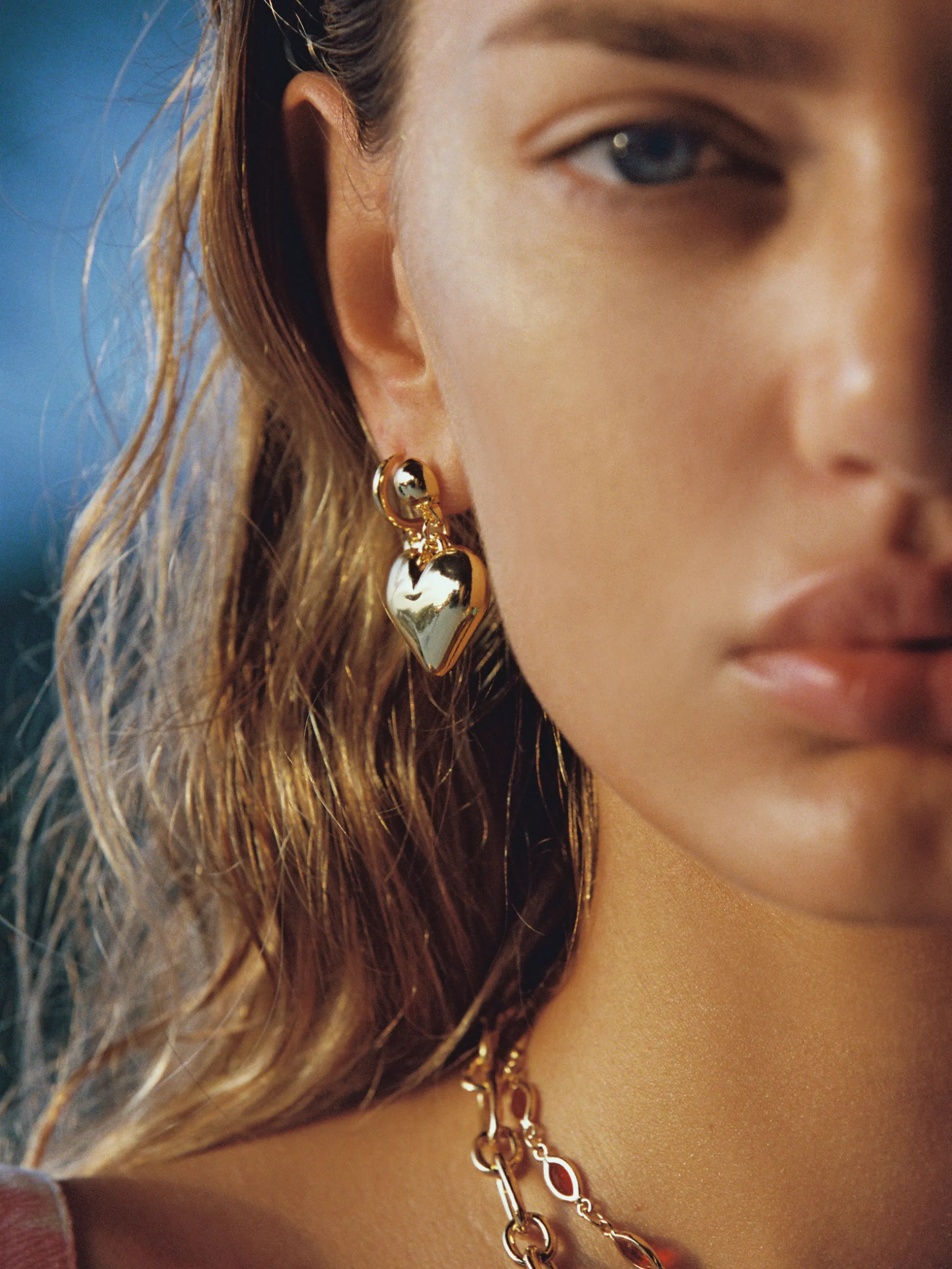 The Lia Heart Earrings sold by Vanessa Mooney product image thumbnail 5