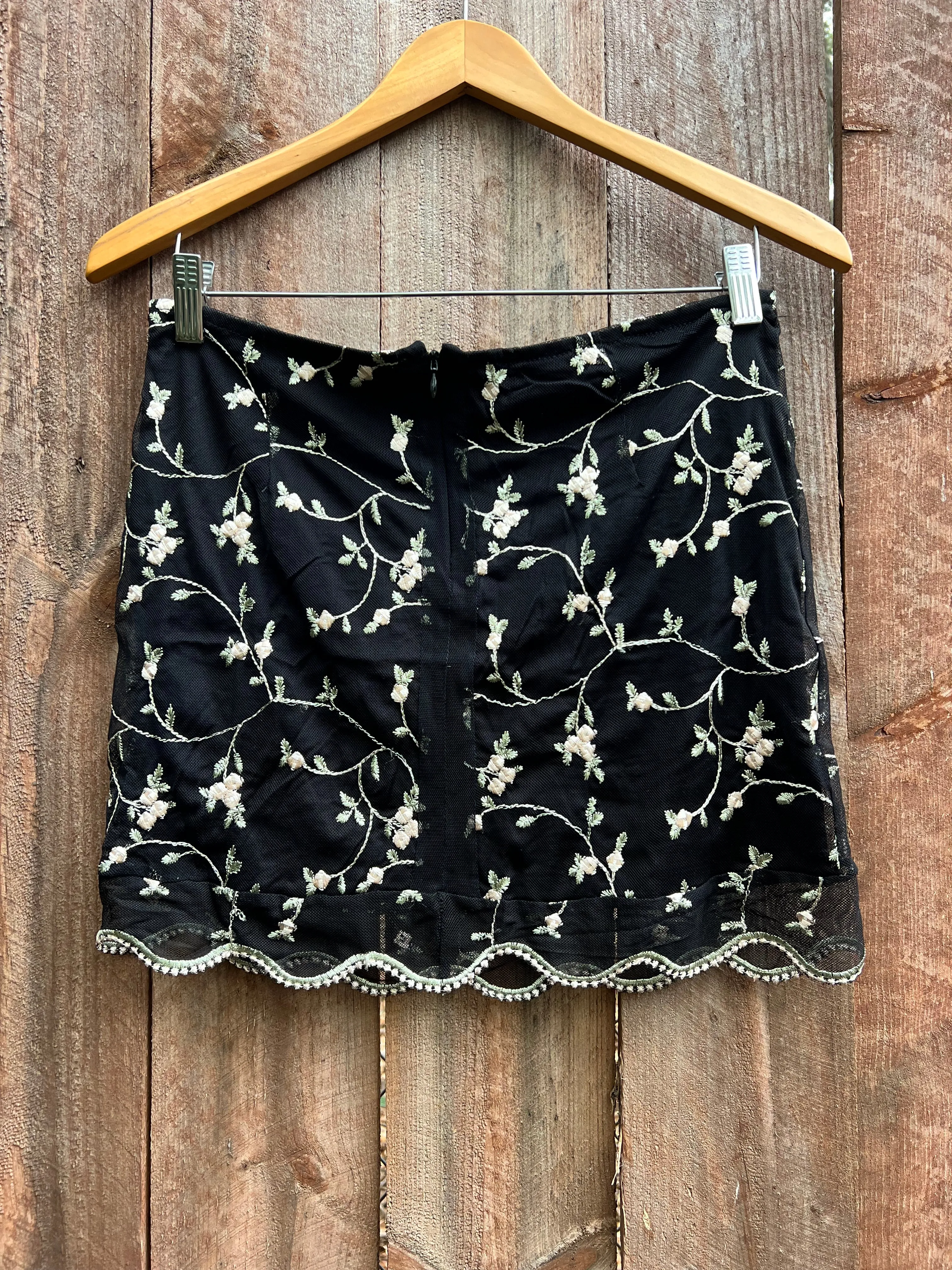 VINTAGE: Mesh Embroidered Mini Skirt sold by Vanessa Mooney product image thumbnail 4