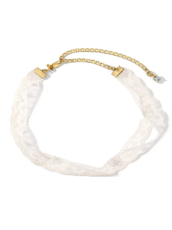 The Betty Choker sold by Vanessa Mooney