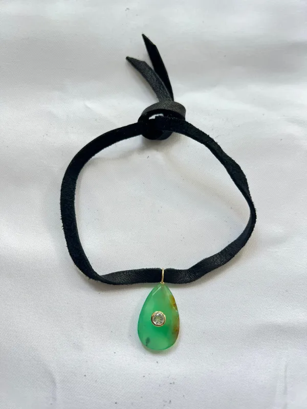The Stone Choker sold by Vanessa Mooney
