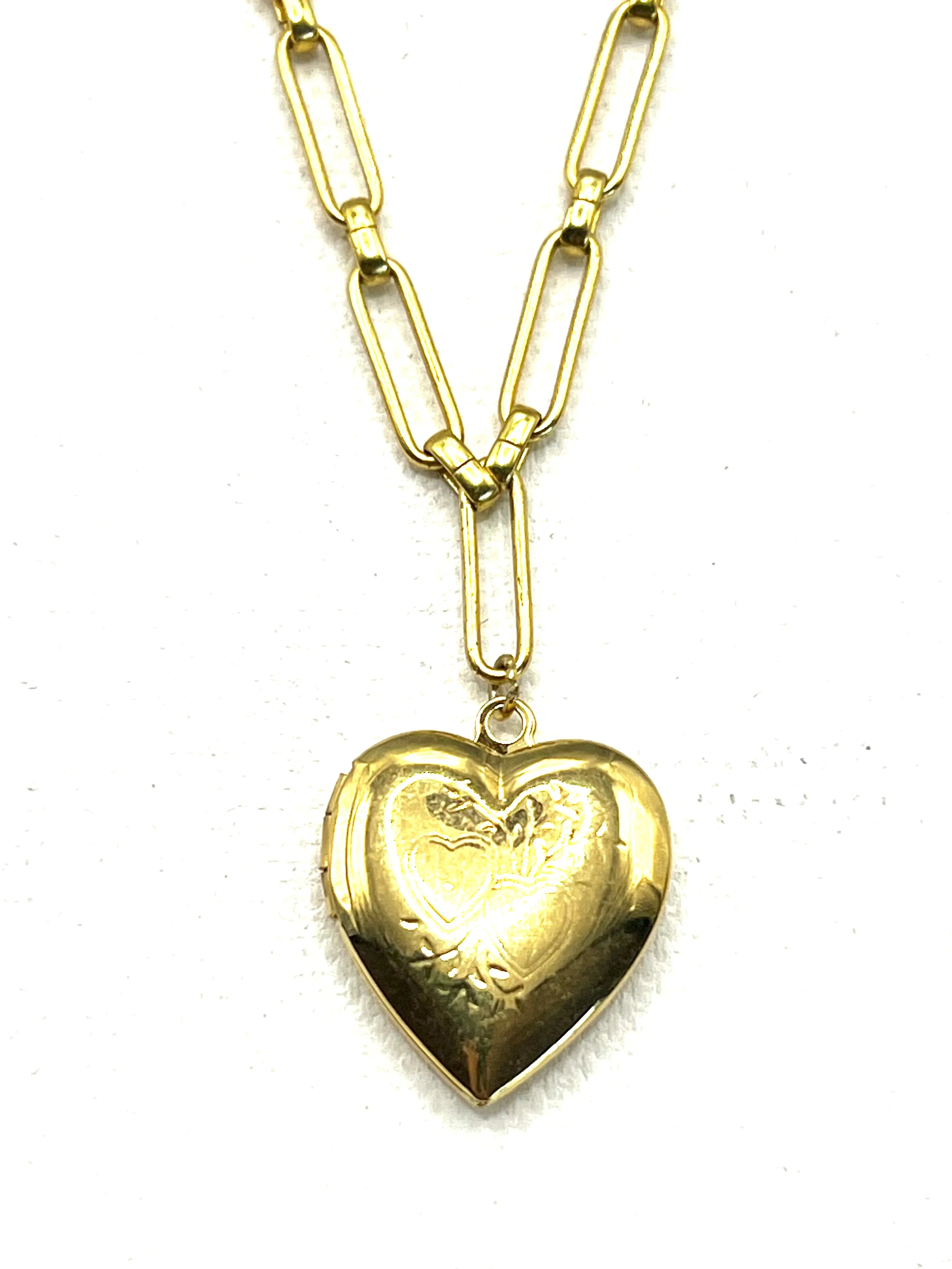 The Heart Locket Necklace sold by Vanessa Mooney product image thumbnail 2