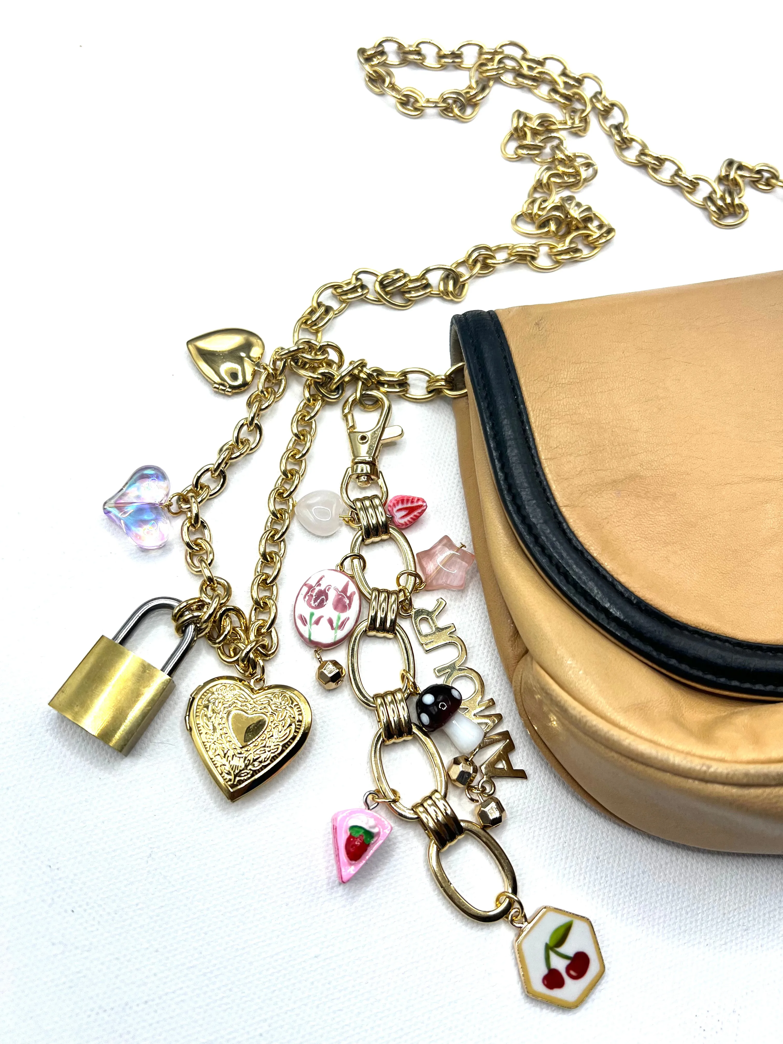 The Bag Charm sold by Vanessa Mooney product image thumbnail 3