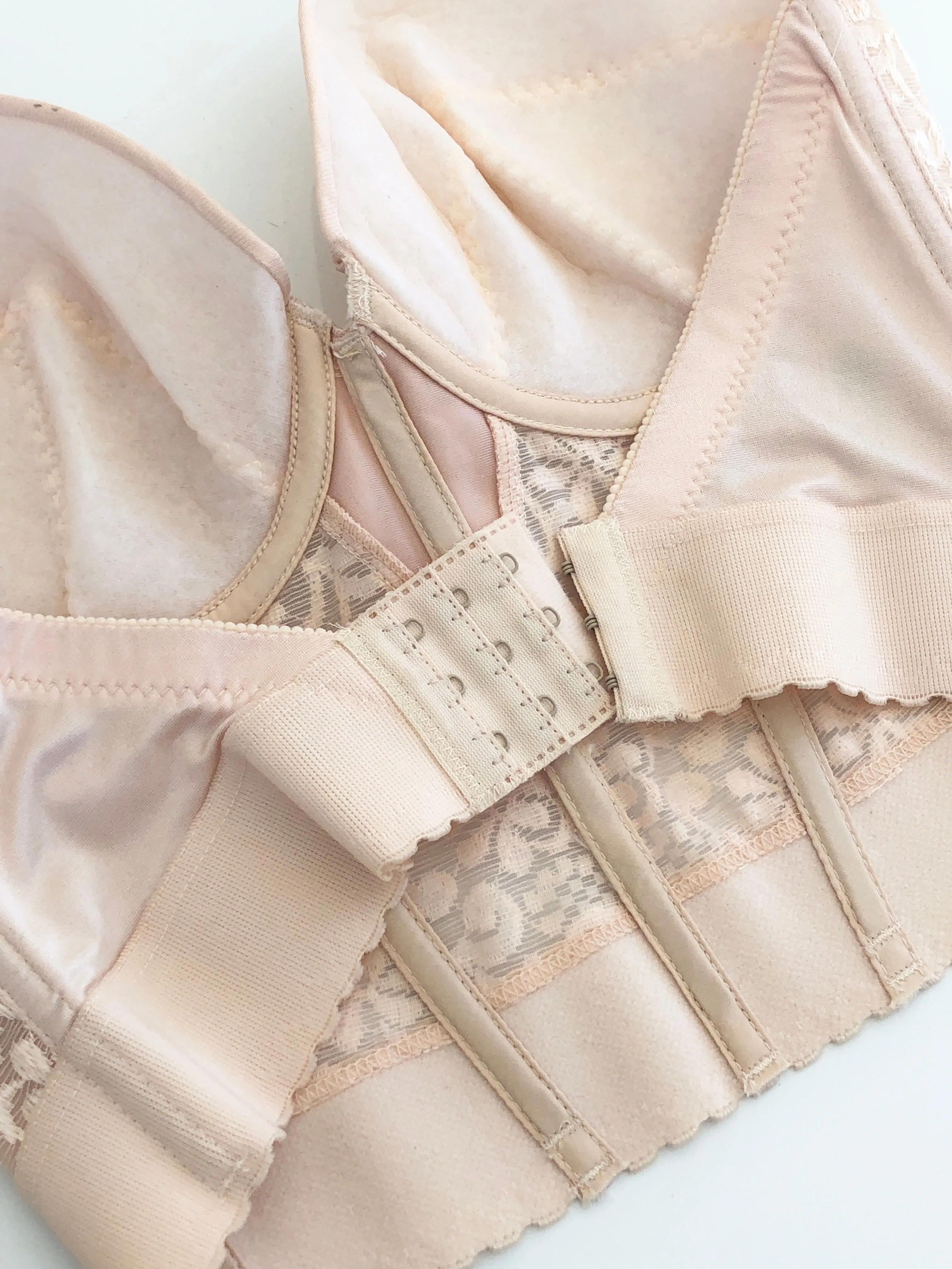 VINTAGE: Nude Lace Bustier Top sold by Vanessa Mooney product image thumbnail 2