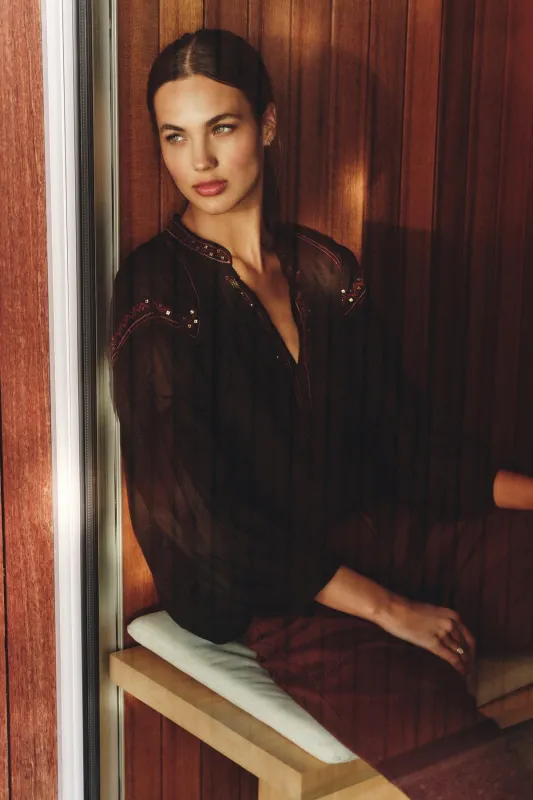 BRIDGET TOP made by Velvet by Graham & Spencer