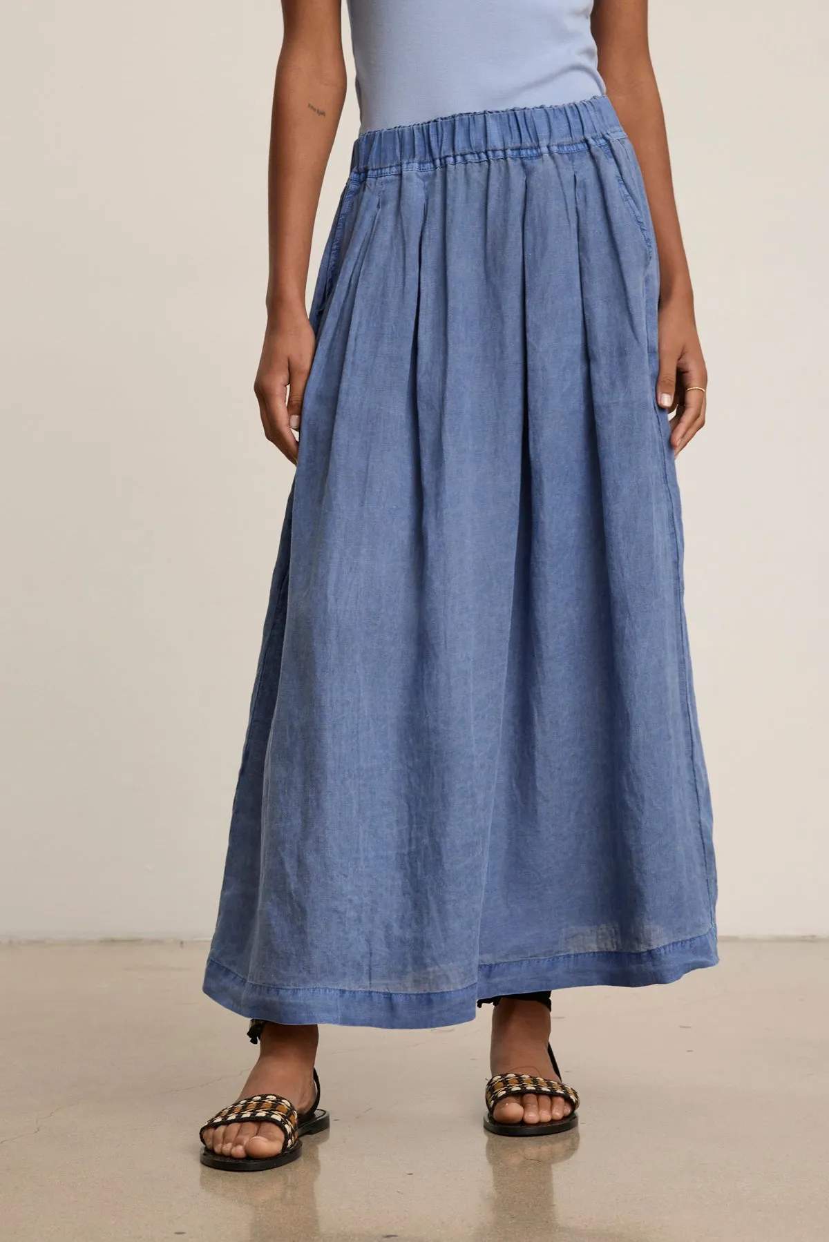 LINDA LINEN SKIRT sold by Velvet by Graham & Spencer product image thumbnail 2
