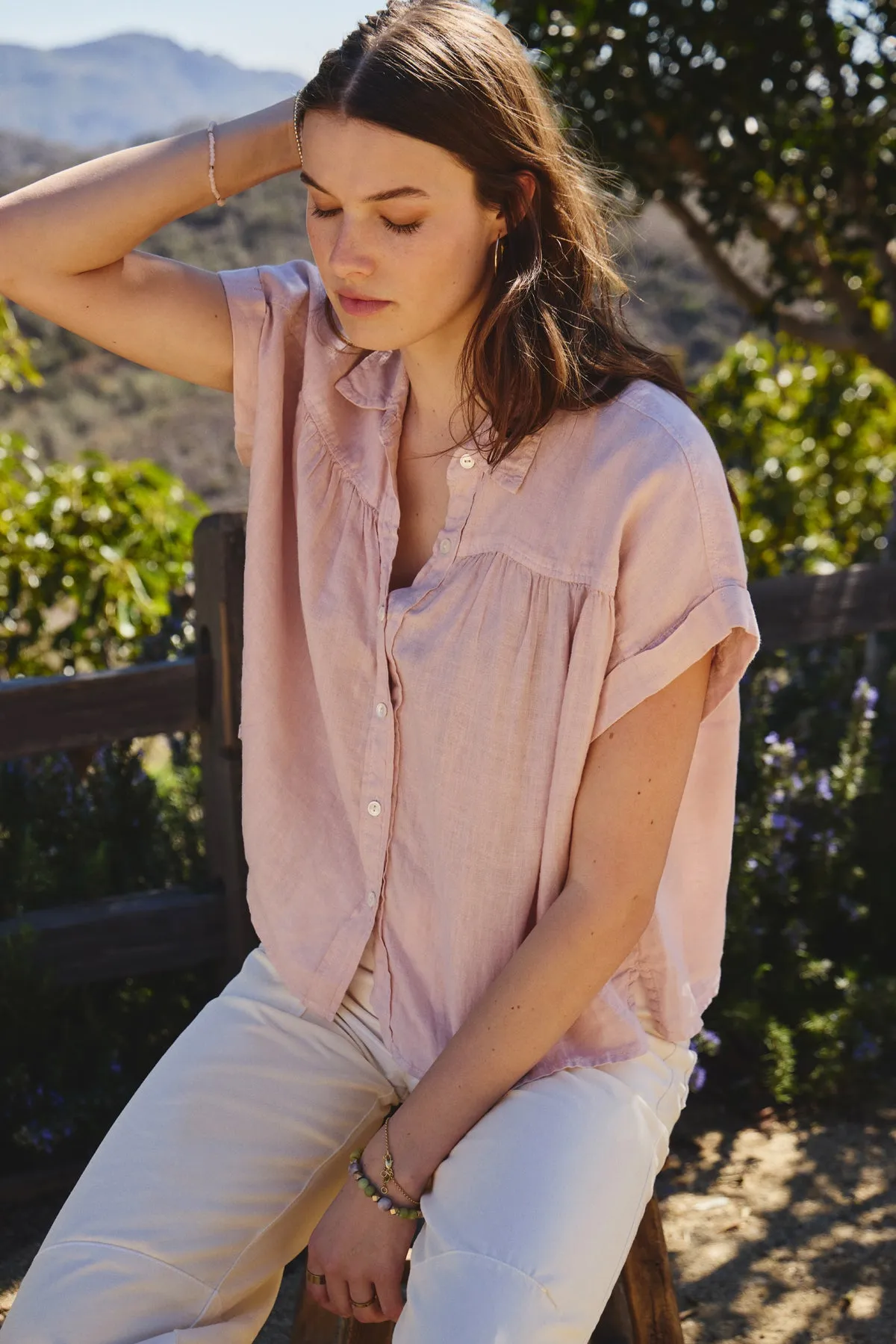 ARIA LINEN TOP sold by Velvet by Graham & Spencer product image thumbnail 2