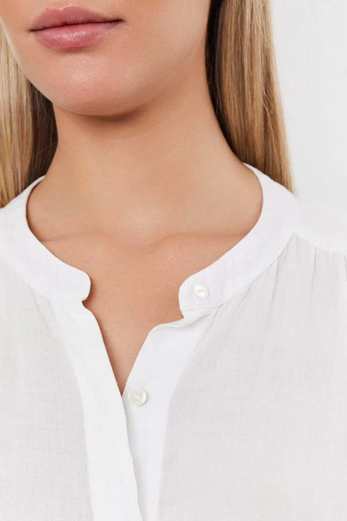 AVIS LINEN TOP sold by Velvet by Graham & Spencer product image thumbnail 2