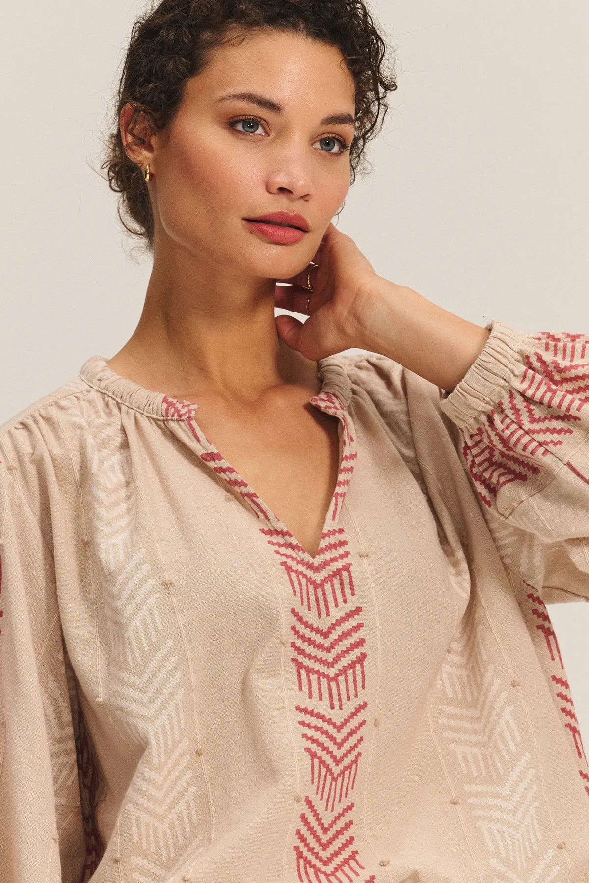 EFFIE TOP sold by Velvet by Graham & Spencer product image thumbnail 2