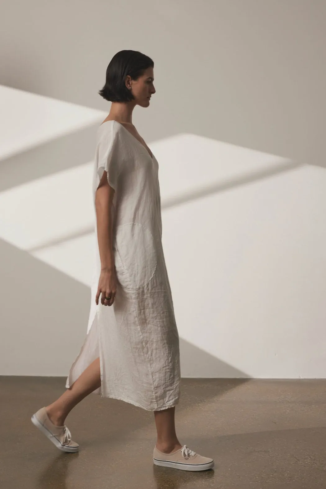 MONTANA LINEN DRESS sold by Velvet by Graham & Spencer product image thumbnail 3