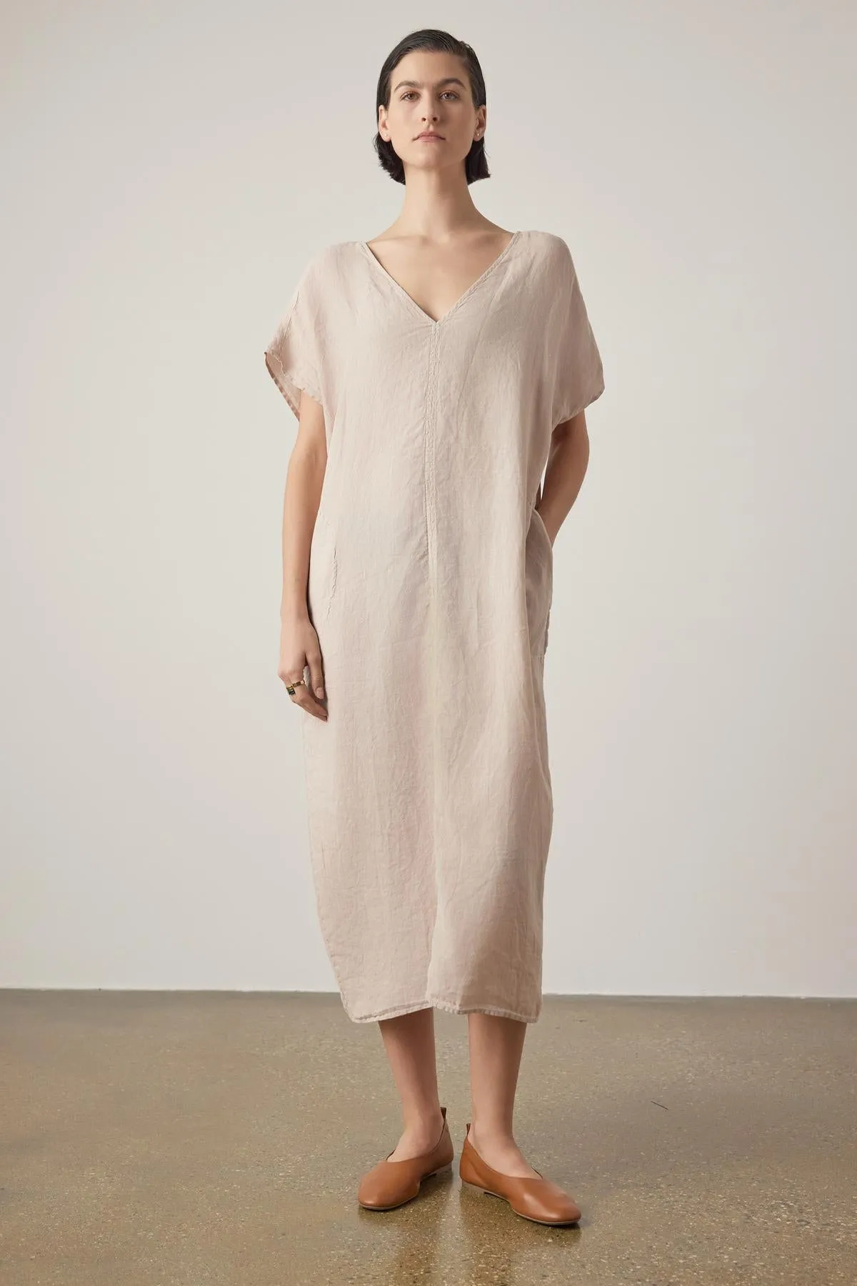 MONTANA LINEN DRESS sold by Velvet by Graham & Spencer product image thumbnail 4