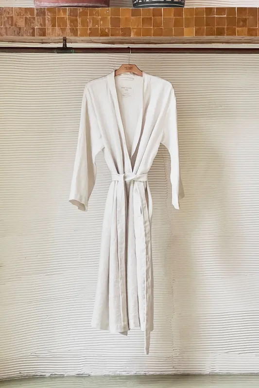 LINEN ROBE made by Velvet by Graham & Spencer