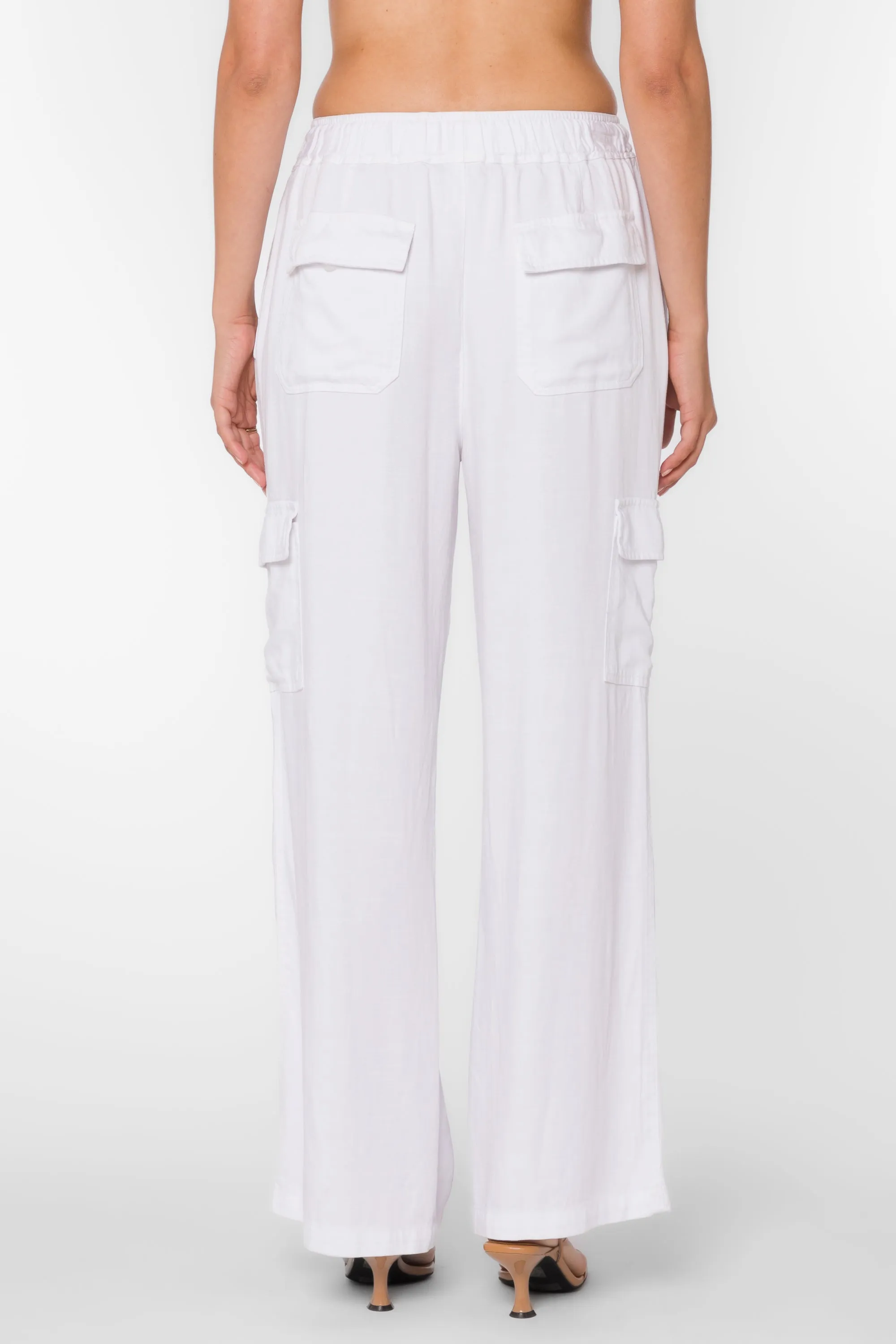 Lynlee Optic White Pants sold by Velvet Heart product image thumbnail 4