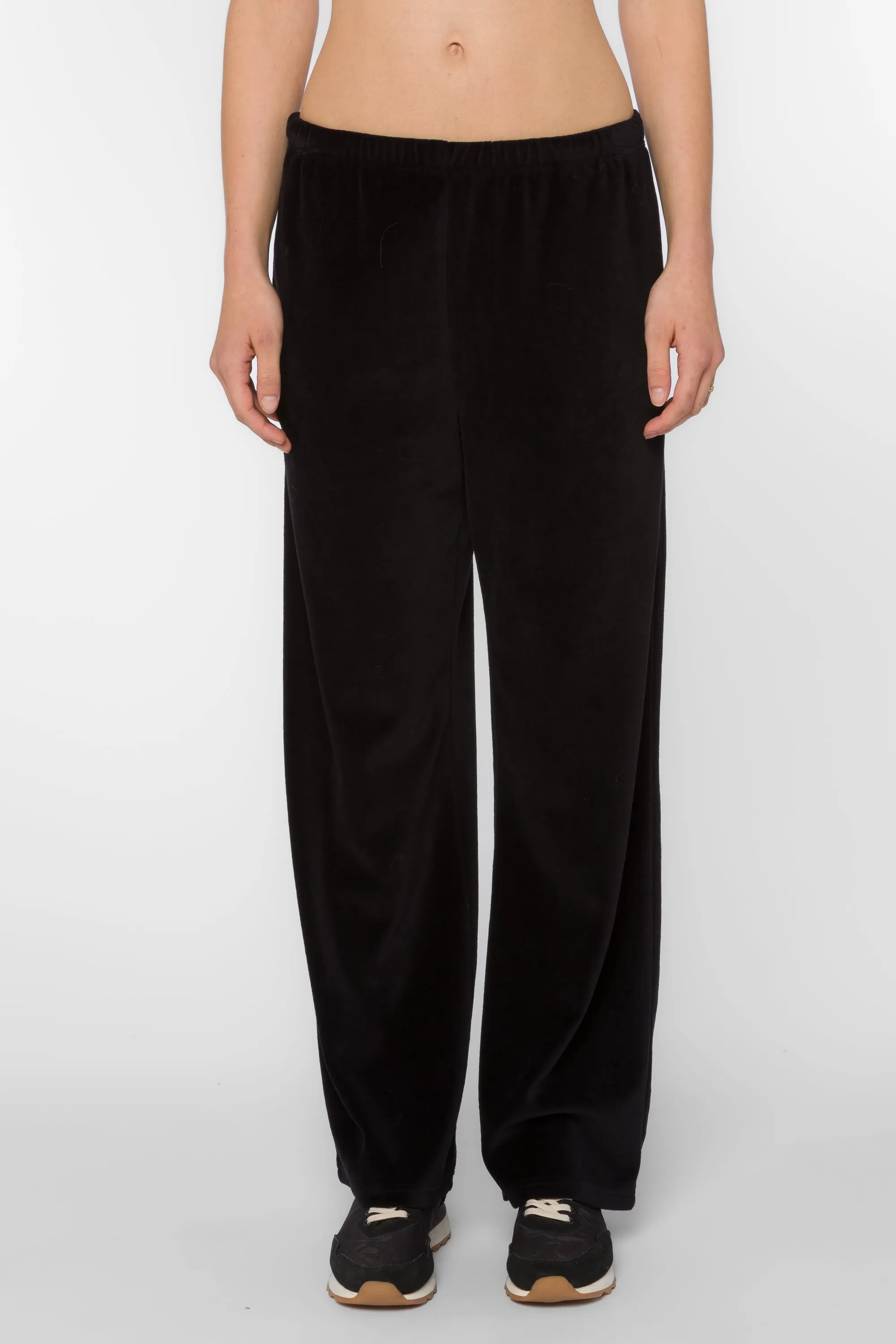 Laurenlin Black Pants sold by Velvet Heart product image thumbnail 2