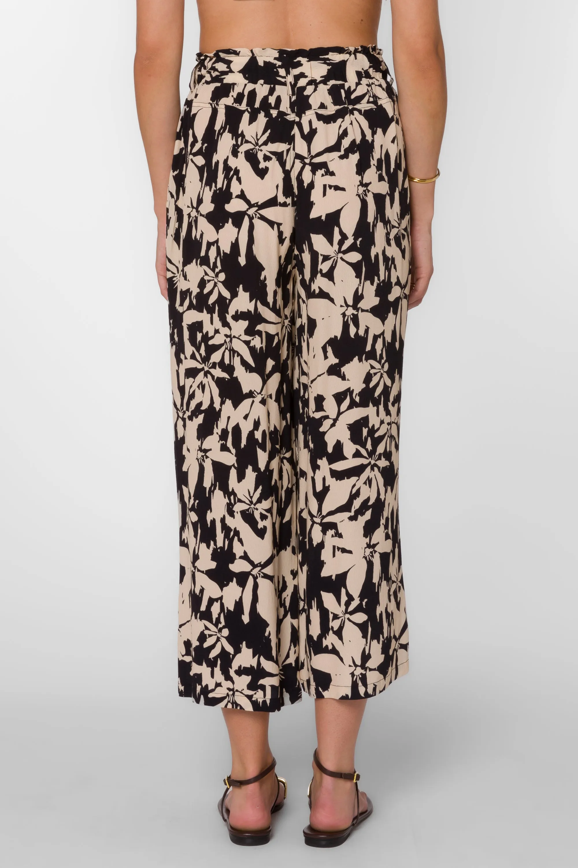 Claudette Black Cream Floral Pants sold by Velvet Heart product image thumbnail 5
