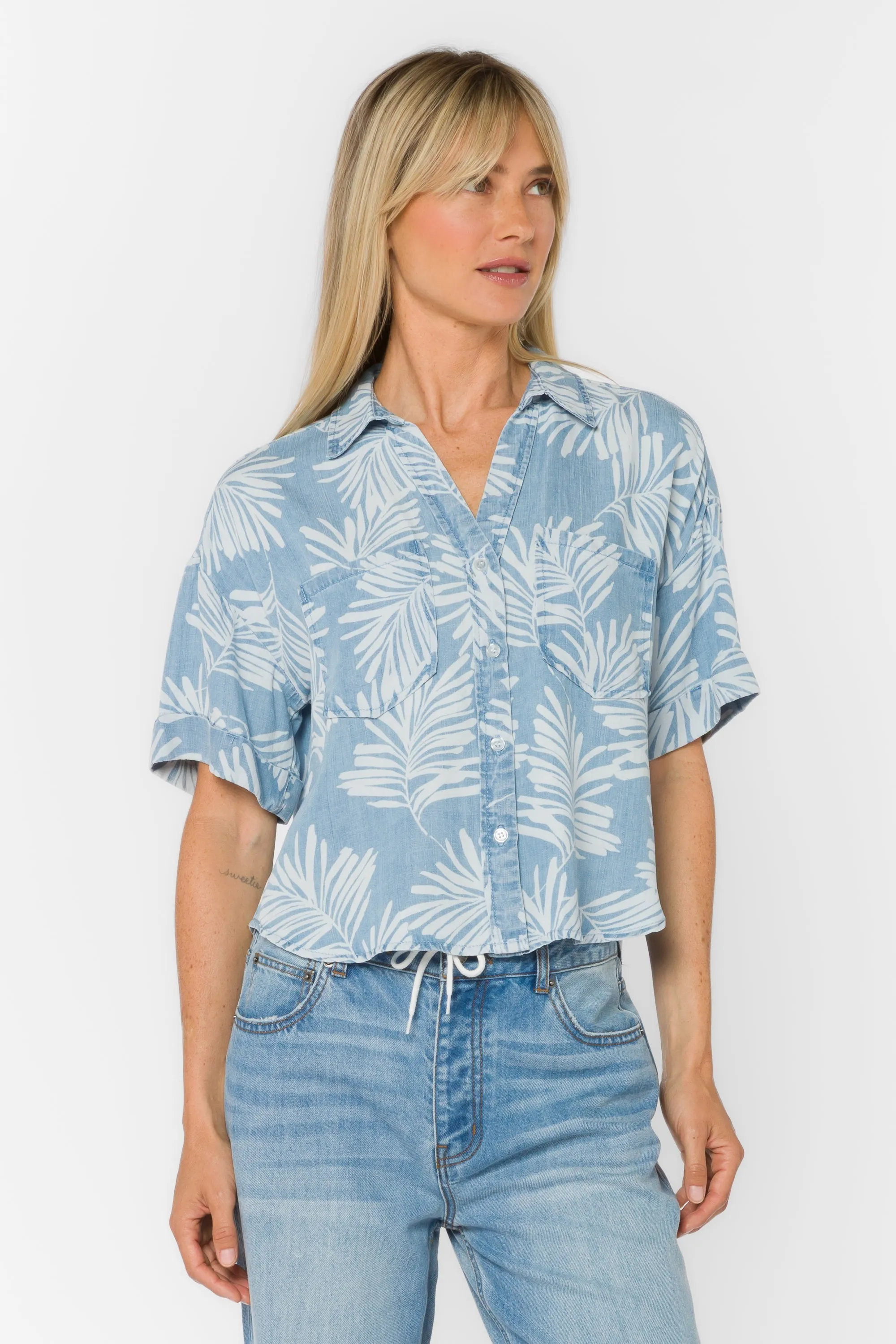 Brandon Palm Leaf Shirt sold by Velvet Heart product image thumbnail 4