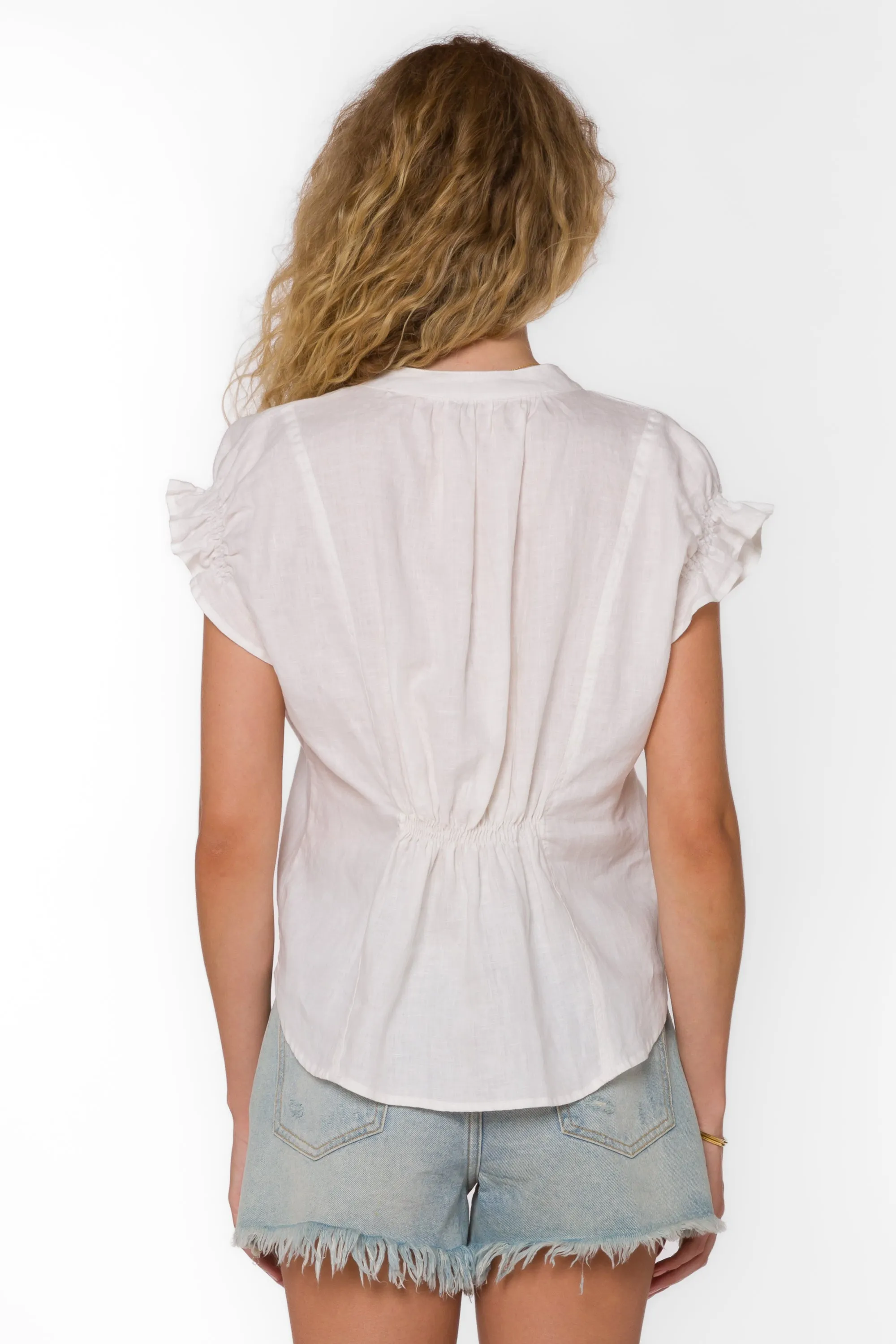 Avery Optic White Linen Top sold by Velvet Heart product image thumbnail 4