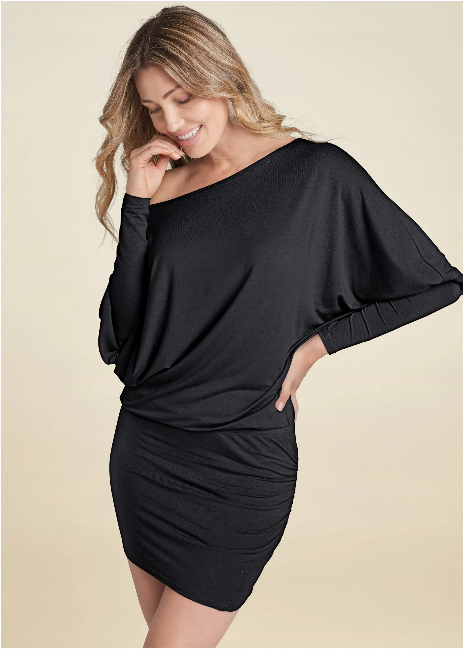 Off-shoulder dress - Black sold by VENUS