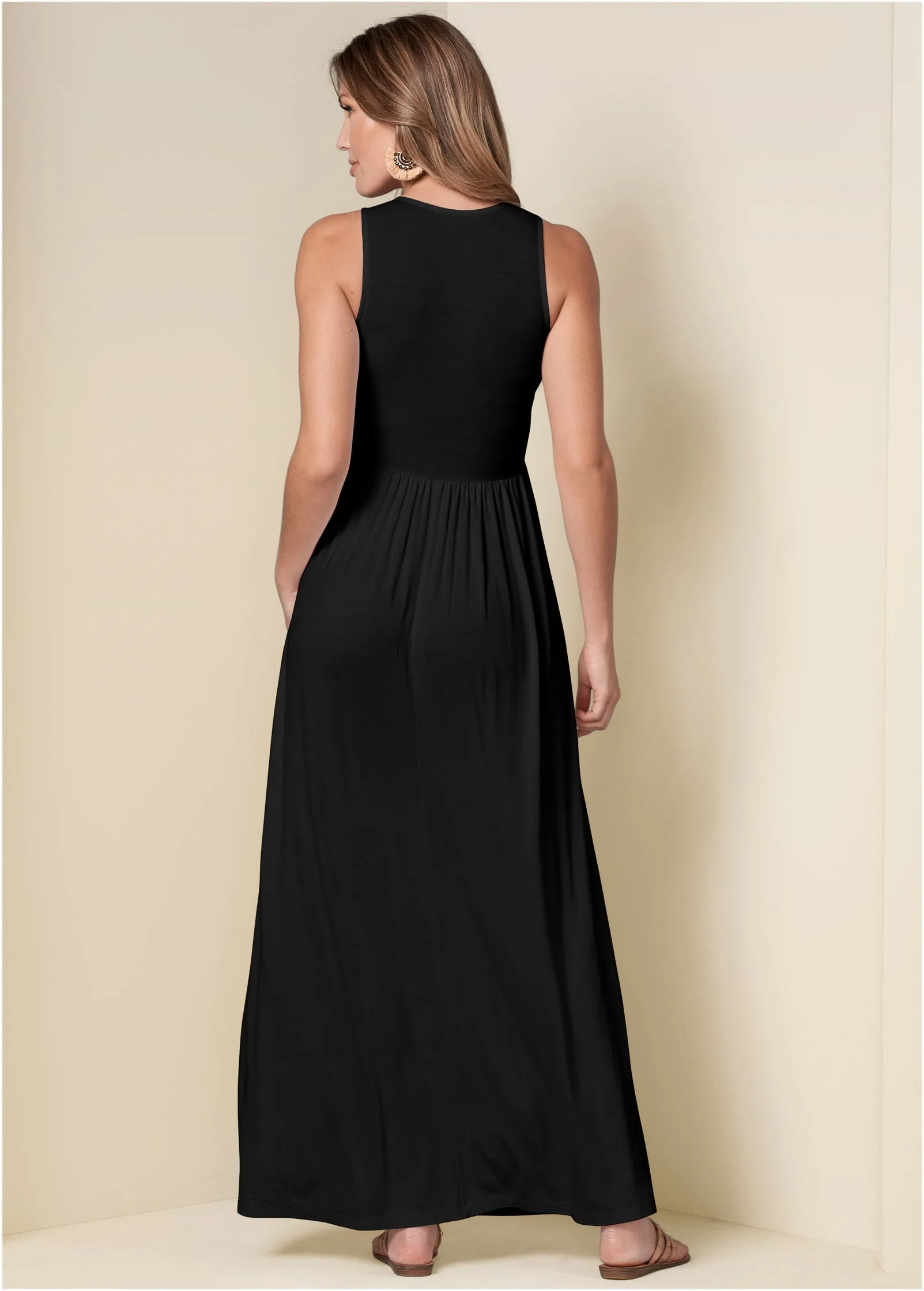 Maxi Dress With Pockets - Black sold by VENUS product image thumbnail 2